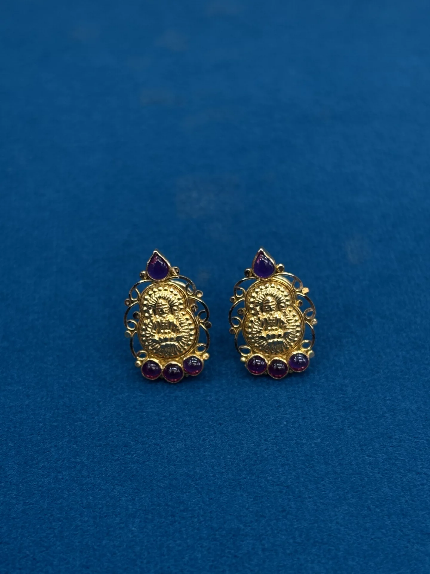 Gold Diddulu Amrutha Jewellers 23-11-7, Nageswara Rao Pantulu Rd, Satyaranayana Puram, Vijayawada, Andhra Pradesh 520011, India