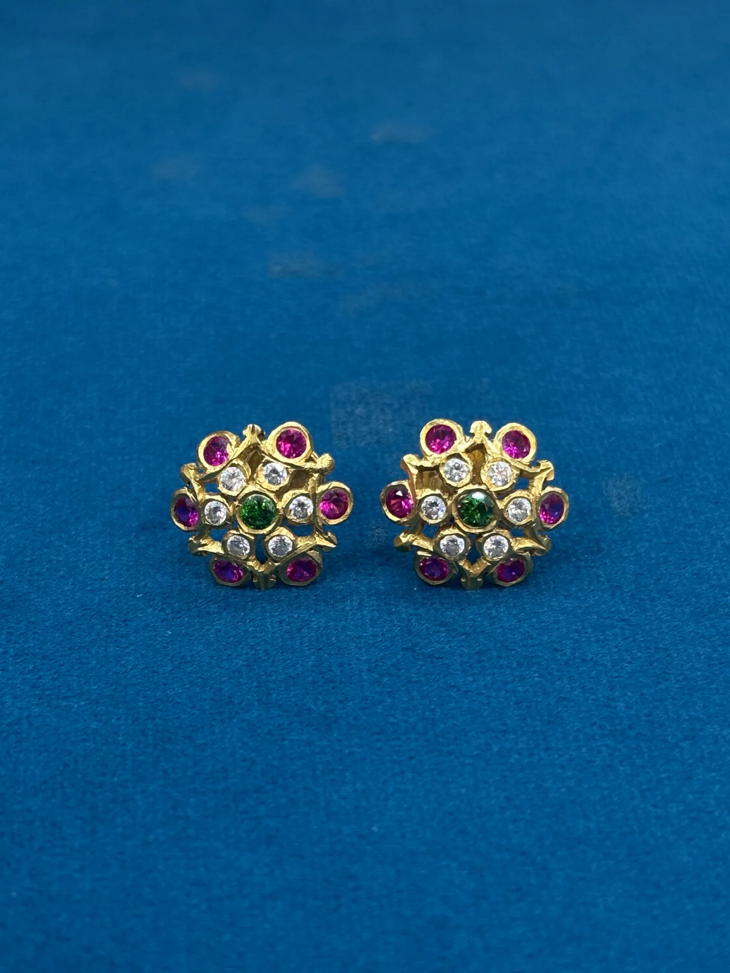 Gold Diddulu Amrutha Jewellers 23-11-7, Nageswara Rao Pantulu Rd, Satyaranayana Puram, Vijayawada, Andhra Pradesh 520011, India