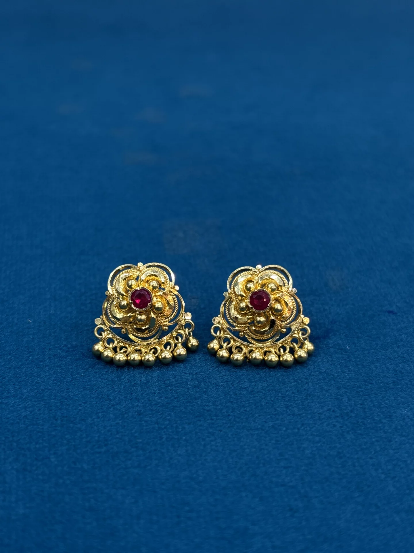 Gold Dhidhulu Amrutha Jewellers 23-11-7, Nageswara Rao Pantulu Rd, Satyaranayana Puram, Vijayawada, Andhra Pradesh 520011, India