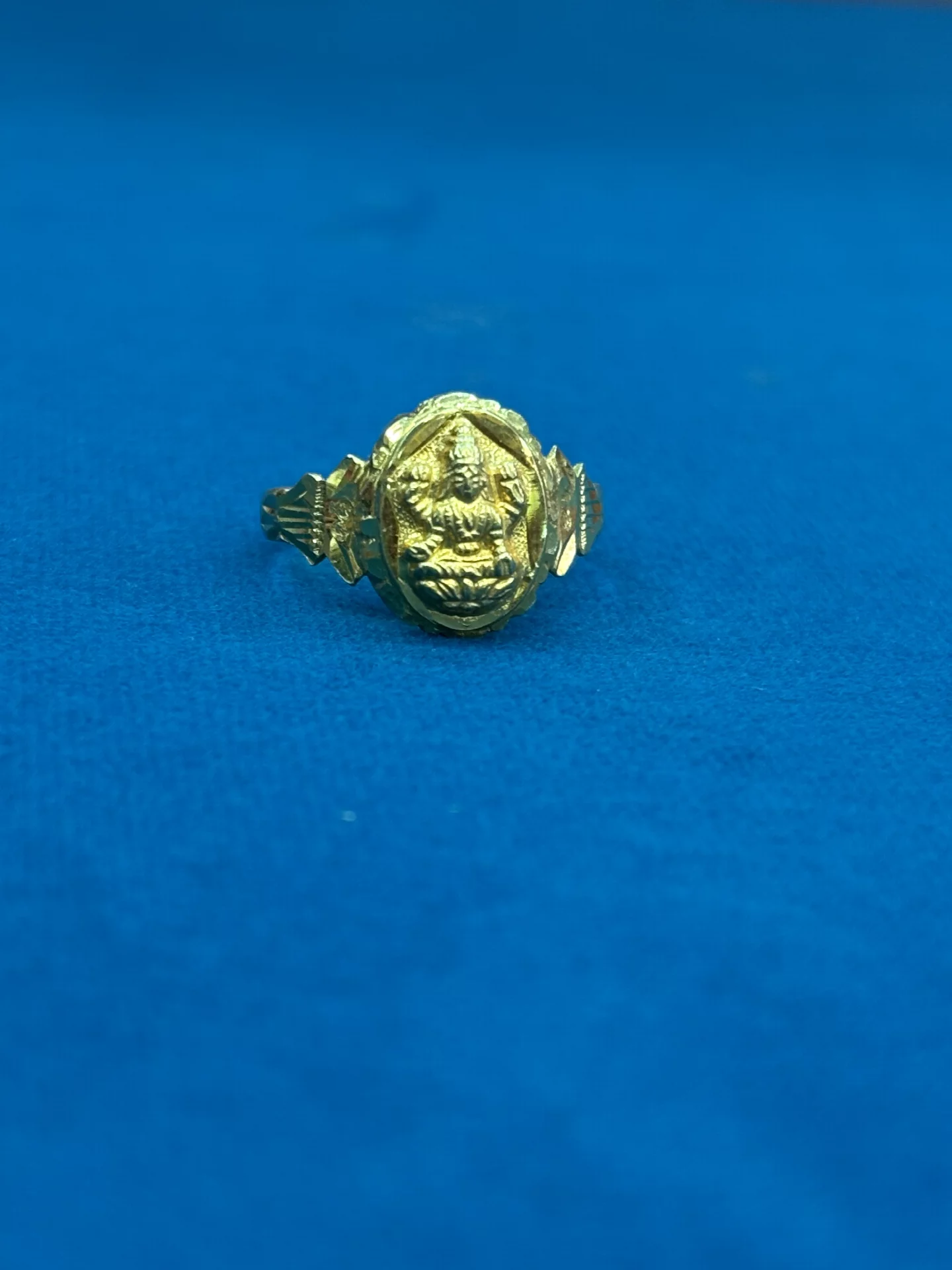 Gold Lakshmi Devi Ring Amrutha Jewellers 23-11-7, Nageswara Rao Pantulu Rd, Satyaranayana Puram, Vijayawada, Andhra Pradesh 520011, India
