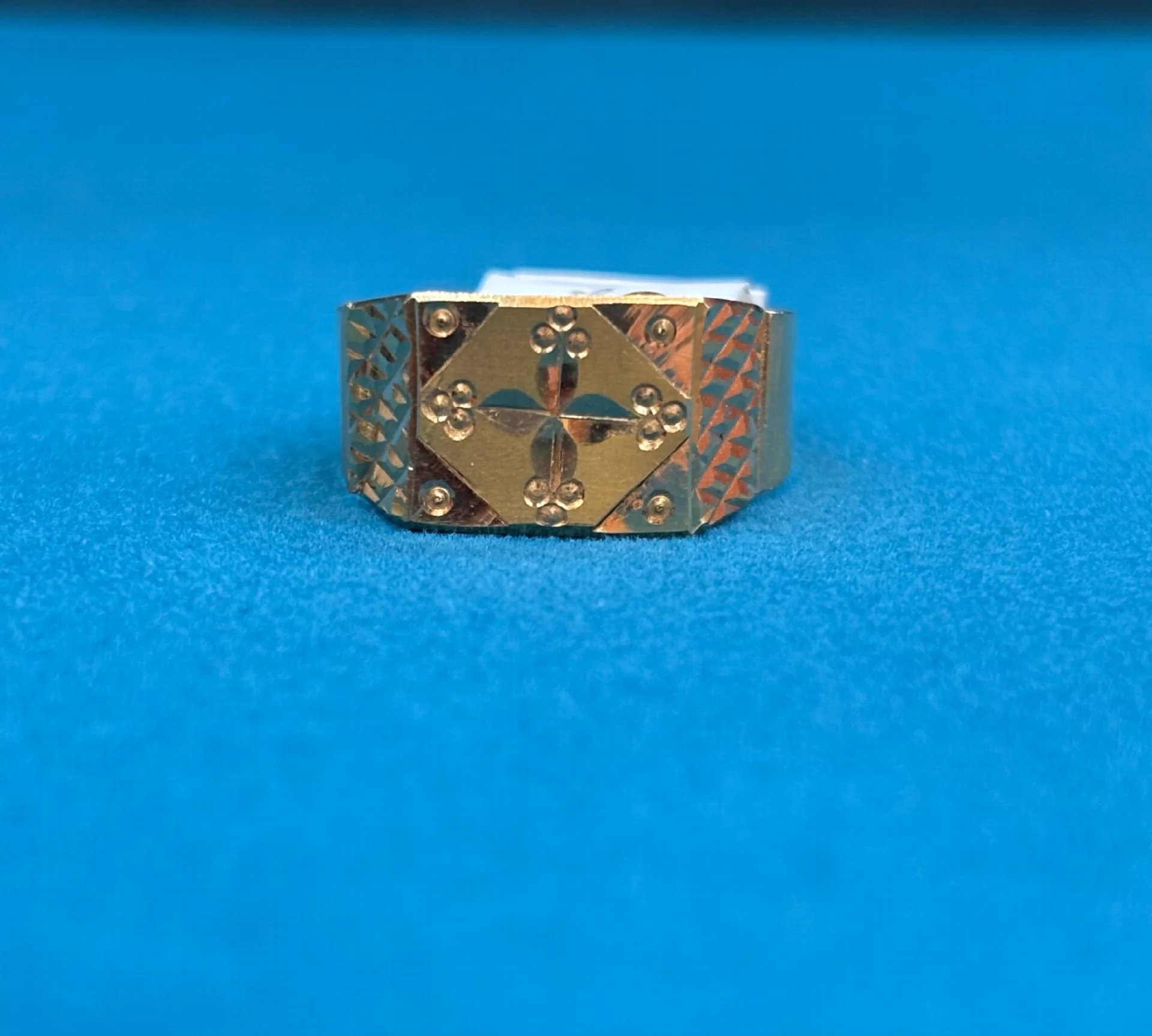 Gents Rings Amrutha Jewellers 23-11-7, Nageswara Rao Pantulu Rd, Satyaranayana Puram, Vijayawada, Andhra Pradesh 520011, India