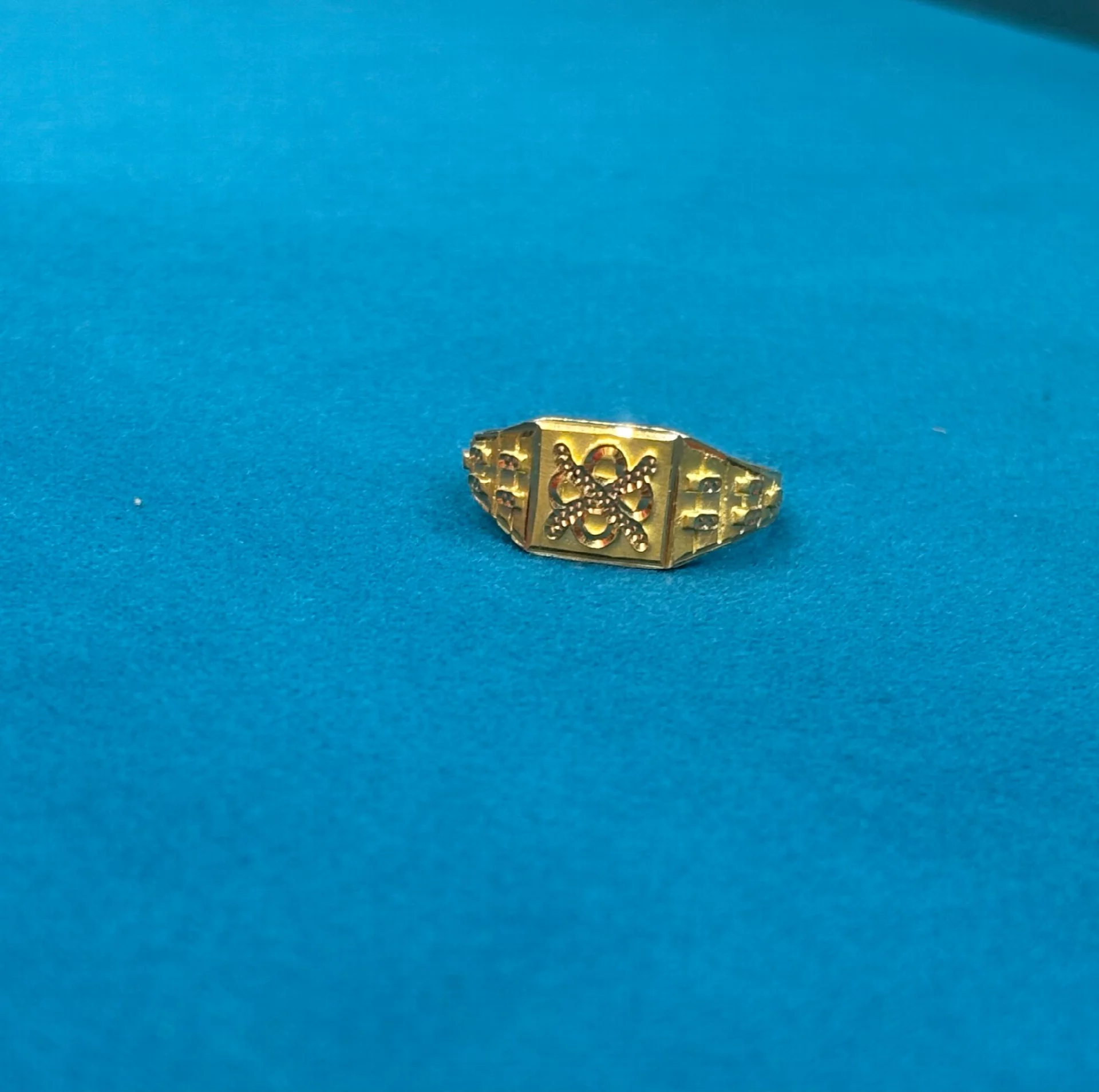 Gents Rings Amrutha Jewellers 23-11-7, Nageswara Rao Pantulu Rd, Satyaranayana Puram, Vijayawada, Andhra Pradesh 520011, India