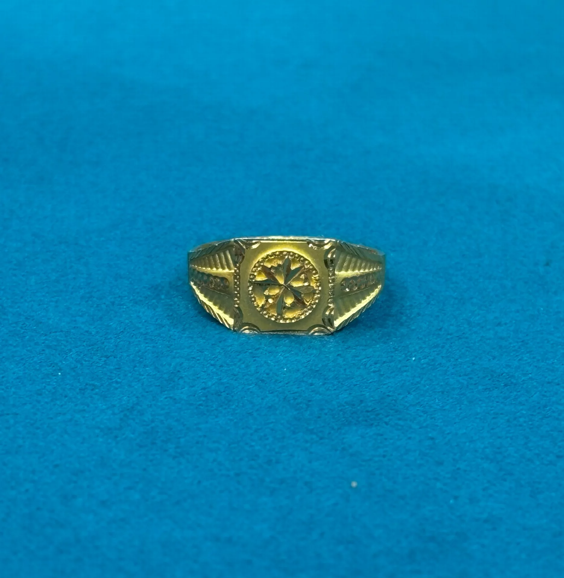 Gents Rings Amrutha Jewellers 23-11-7, Nageswara Rao Pantulu Rd, Satyaranayana Puram, Vijayawada, Andhra Pradesh 520011, India