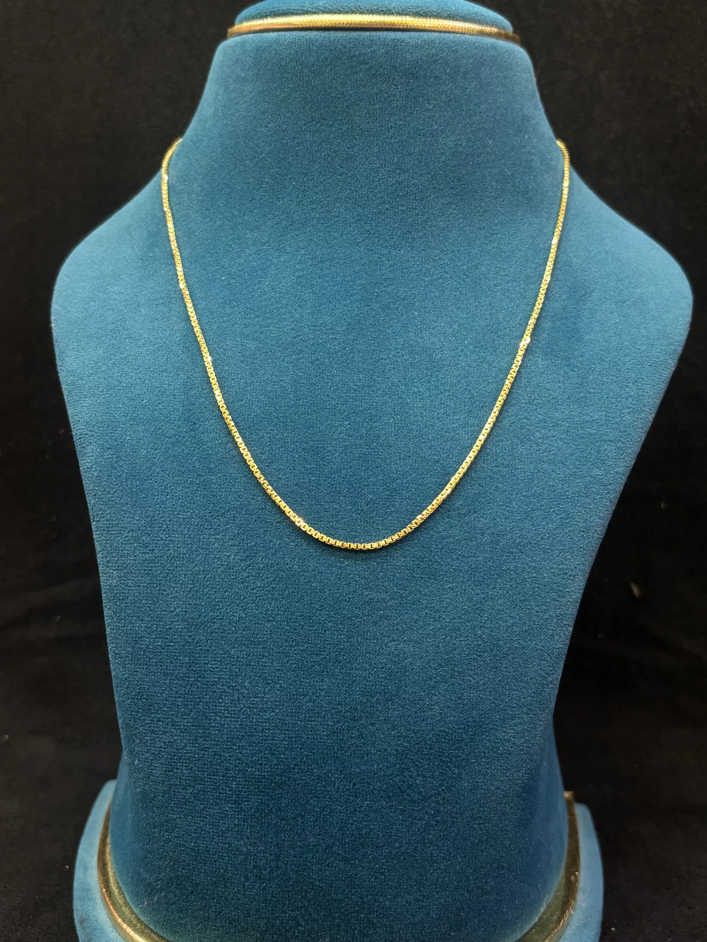 18ct Chain Amrutha Jewellers 23-11-7, Nageswara Rao Pantulu Rd, Satyaranayana Puram, Vijayawada, Andhra Pradesh 520011, India
