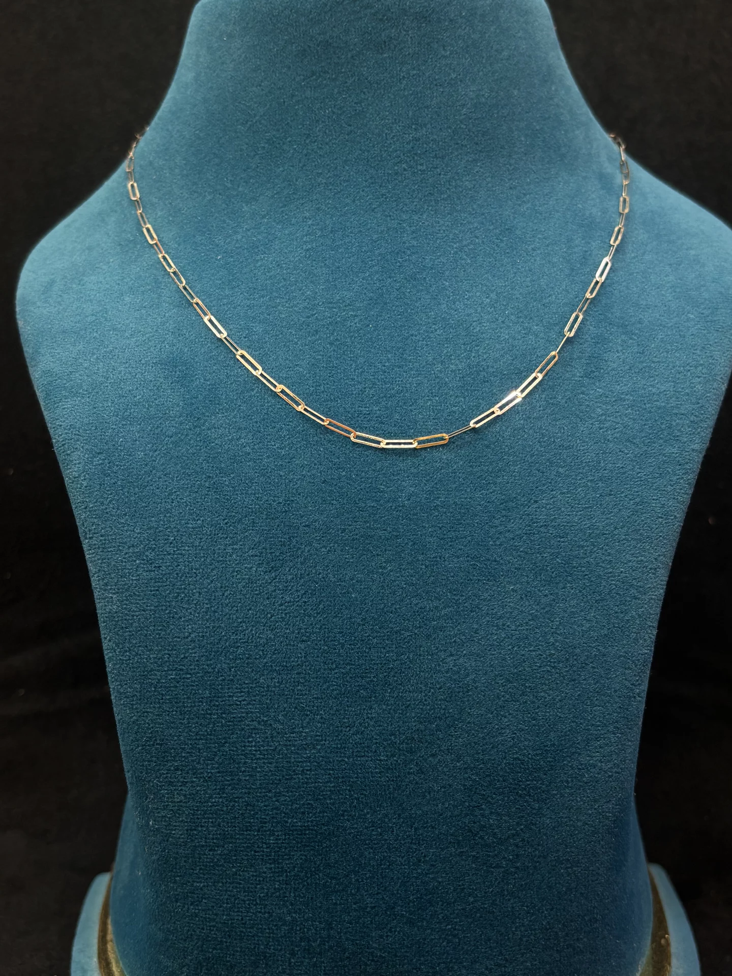 18ct Chain Amrutha Jewellers 23-11-7, Nageswara Rao Pantulu Rd, Satyaranayana Puram, Vijayawada, Andhra Pradesh 520011, India