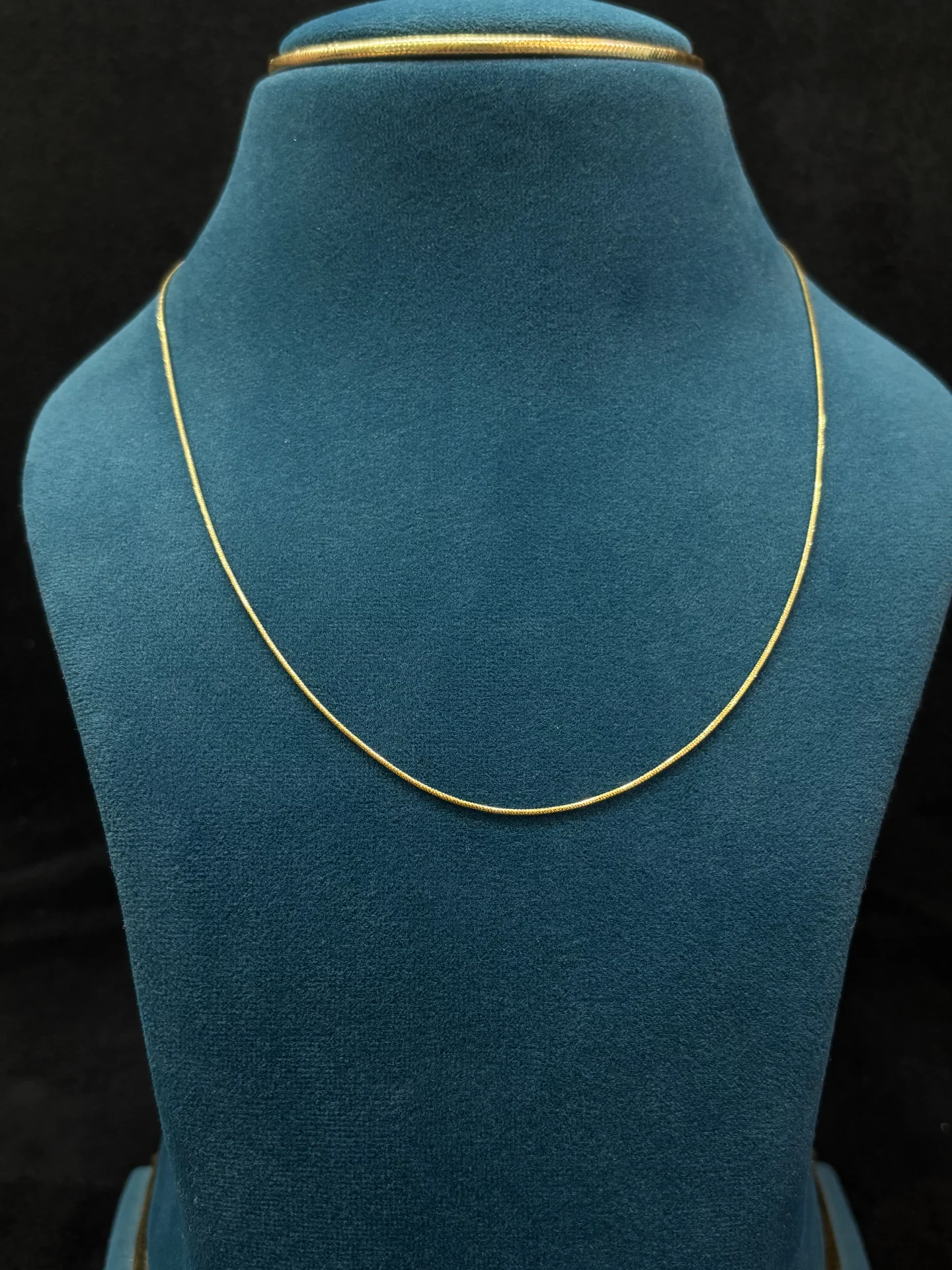 18ct Chain Amrutha Jewellers 23-11-7, Nageswara Rao Pantulu Rd, Satyaranayana Puram, Vijayawada, Andhra Pradesh 520011, India