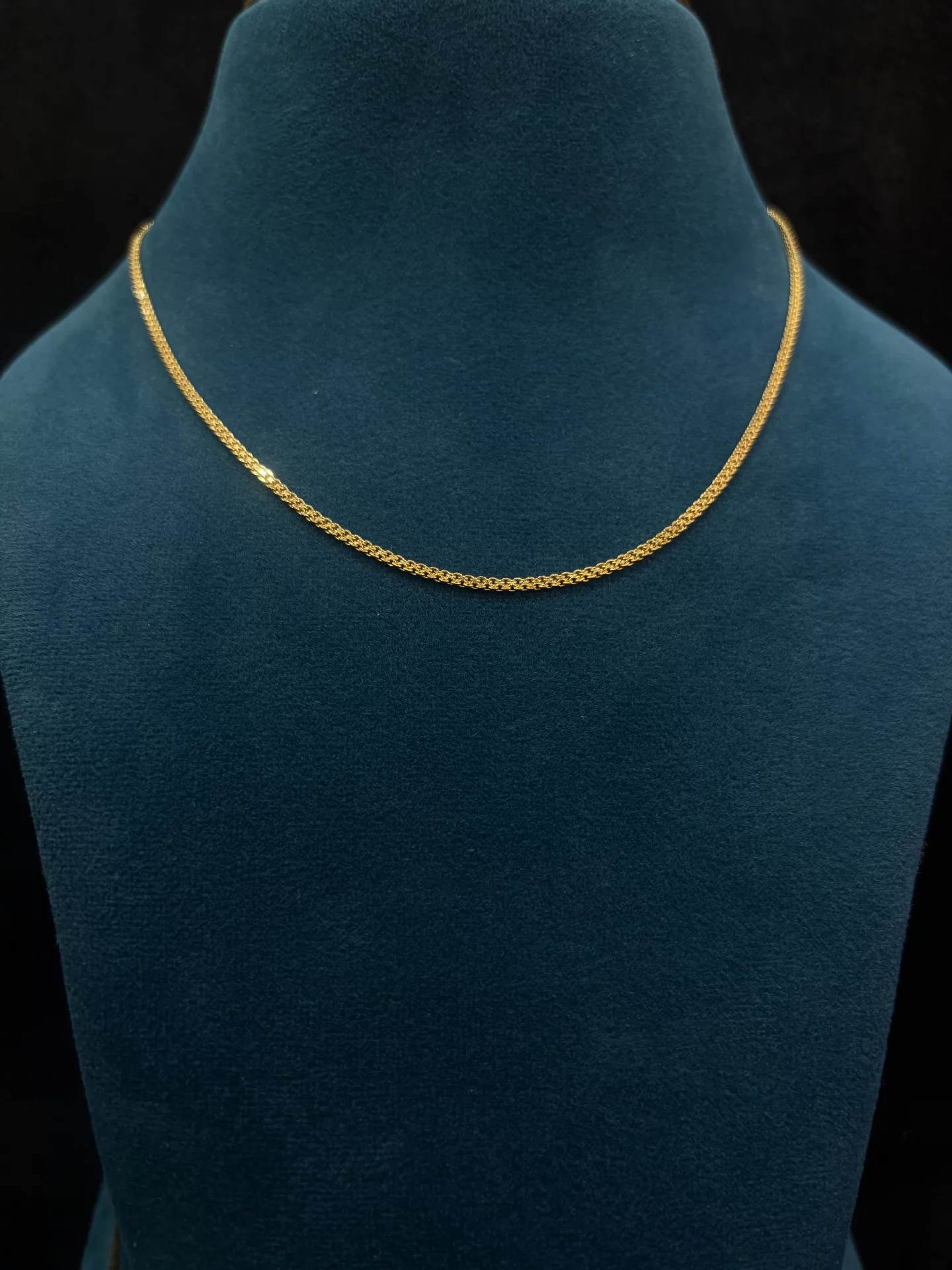 18ct Chain Amrutha Jewellers 23-11-7, Nageswara Rao Pantulu Rd, Satyaranayana Puram, Vijayawada, Andhra Pradesh 520011, India
