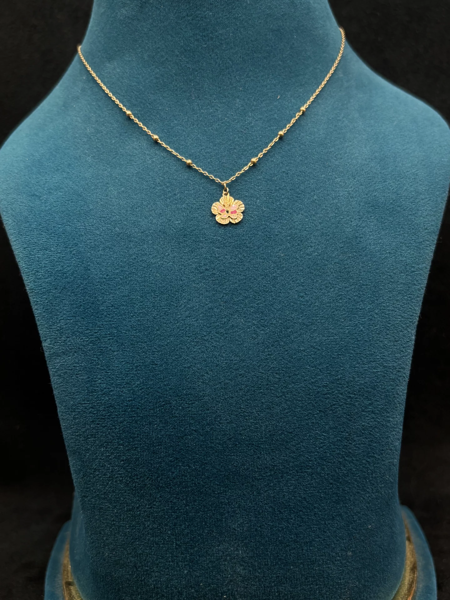 18ct Chain Amrutha Jewellers 23-11-7, Nageswara Rao Pantulu Rd, Satyaranayana Puram, Vijayawada, Andhra Pradesh 520011, India