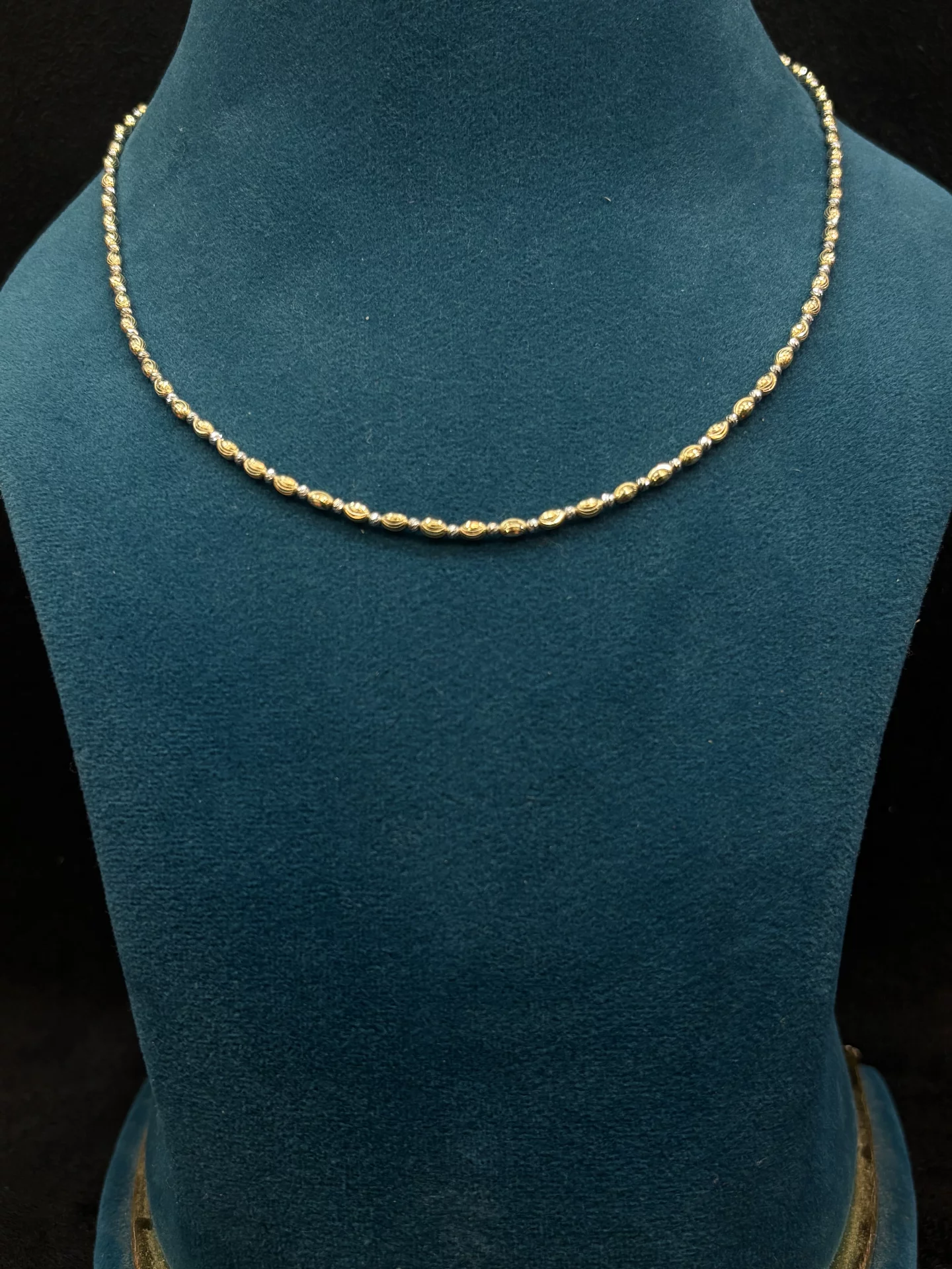 18ct Chain Amrutha Jewellers 23-11-7, Nageswara Rao Pantulu Rd, Satyaranayana Puram, Vijayawada, Andhra Pradesh 520011, India
