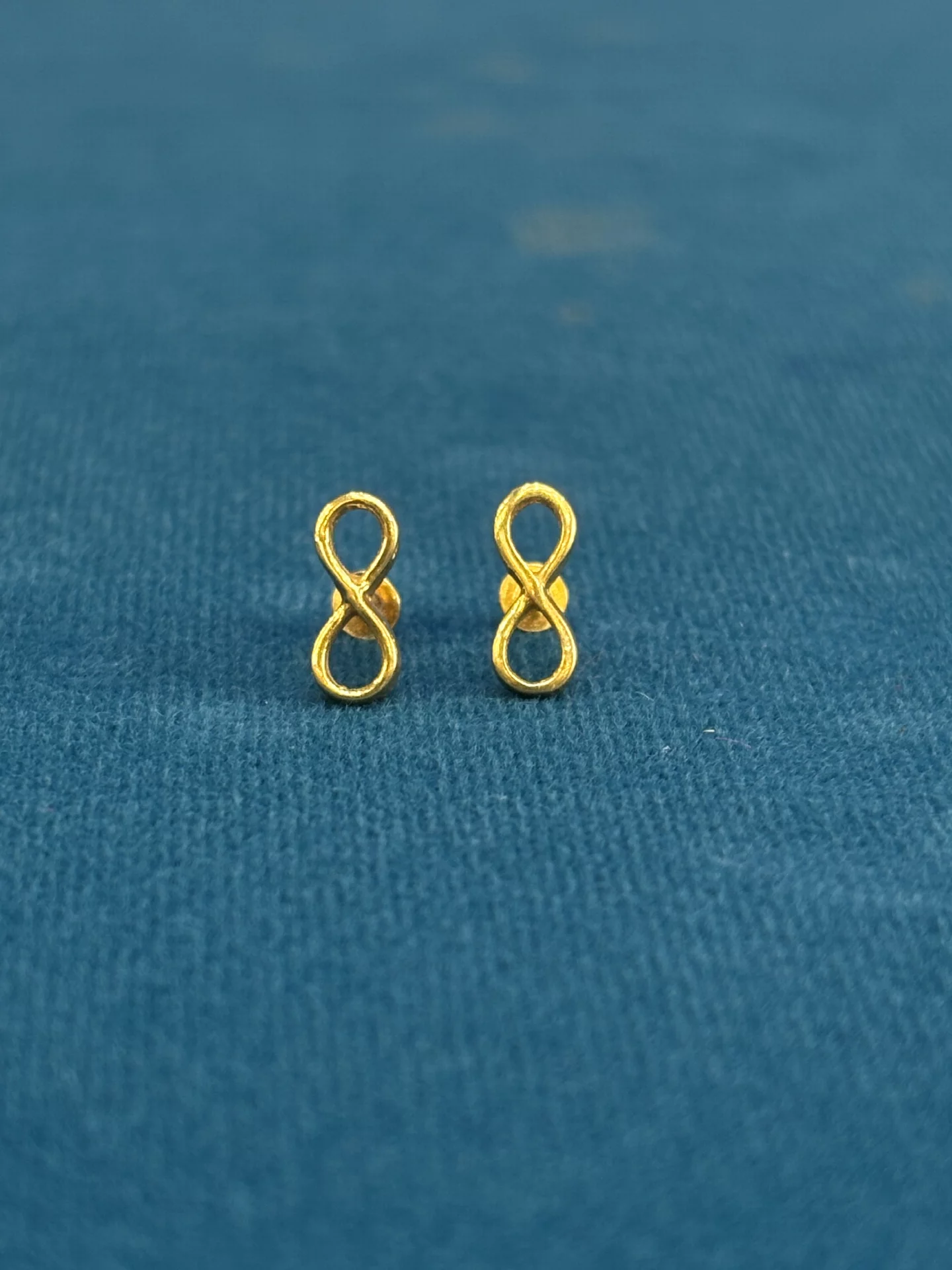 Infinity Studs Amrutha Jewellers 23-11-7, Nageswara Rao Pantulu Rd, Satyaranayana Puram, Vijayawada, Andhra Pradesh 520011, India
