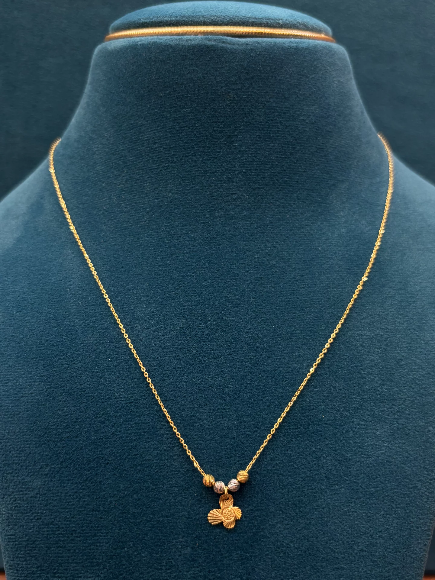 Gold Ladies Chains Amrutha Jewellers 23-11-7, Nageswara Rao Pantulu Rd, Satyaranayana Puram, Vijayawada, Andhra Pradesh 520011, India