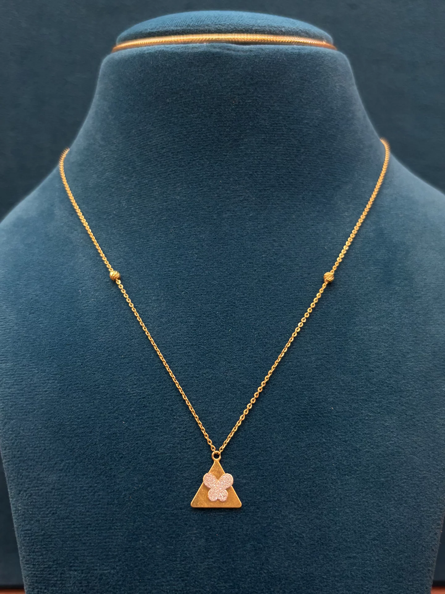 2 Grams Ladies Chains Amrutha Jewellers 23-11-7, Nageswara Rao Pantulu Rd, Satyaranayana Puram, Vijayawada, Andhra Pradesh 520011, India
