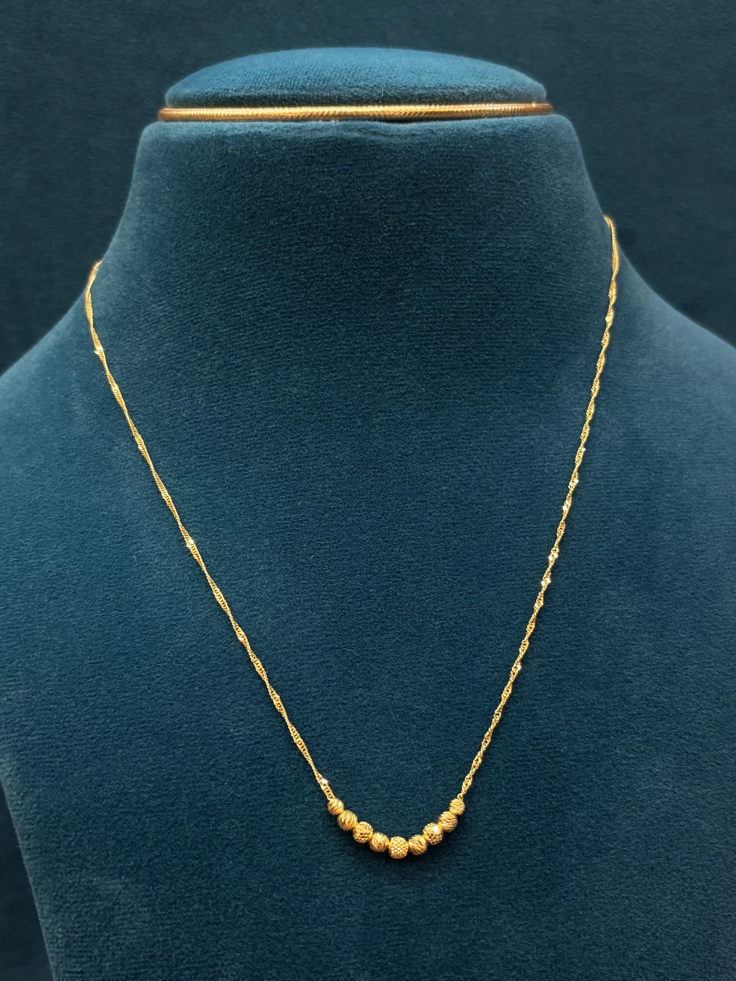 Gold Ladies Chains Amrutha Jewellers 23-11-7, Nageswara Rao Pantulu Rd, Satyaranayana Puram, Vijayawada, Andhra Pradesh 520011, India