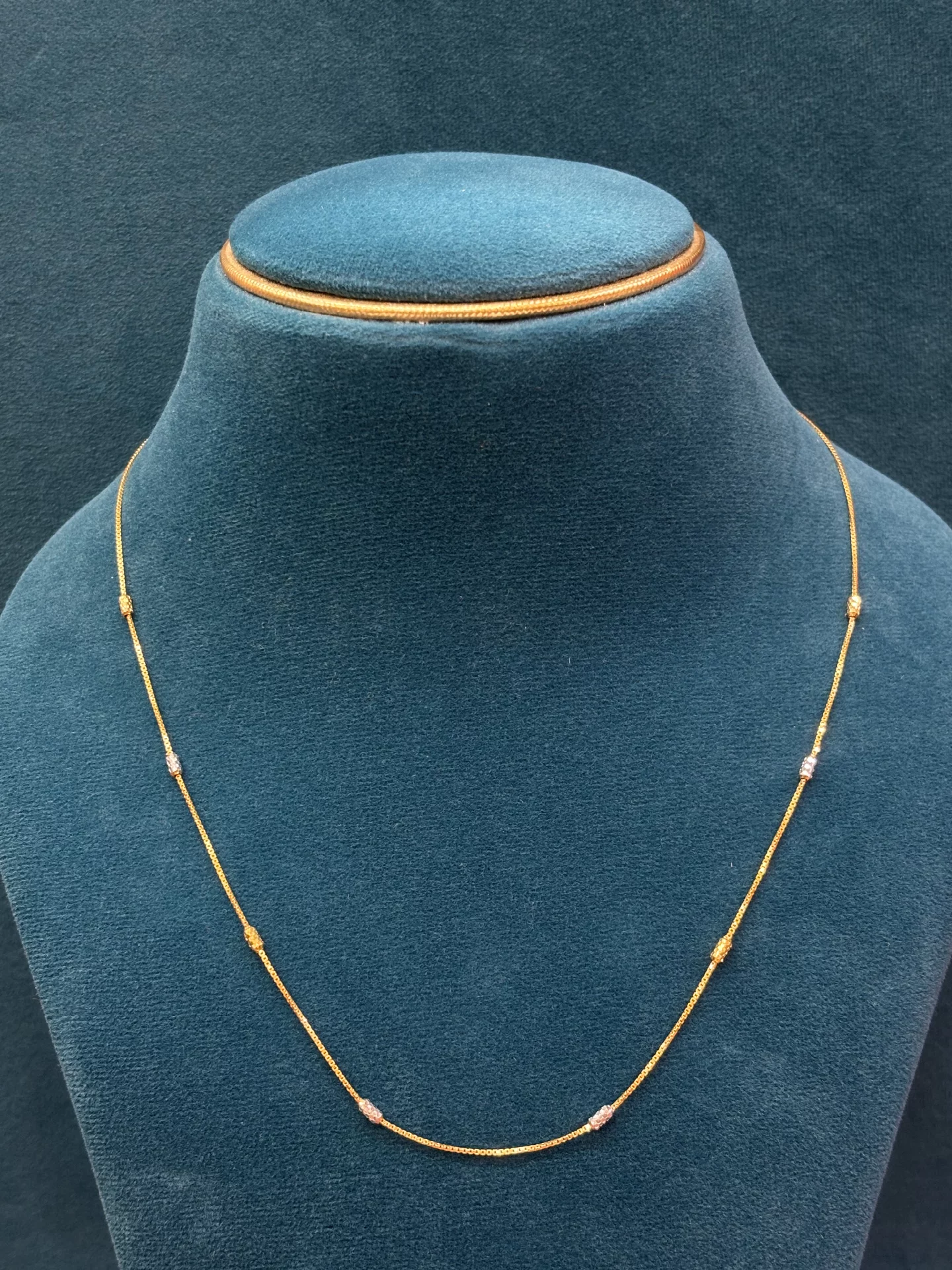Gold Ladies Chains Amrutha Jewellers 23-11-7, Nageswara Rao Pantulu Rd, Satyaranayana Puram, Vijayawada, Andhra Pradesh 520011, India