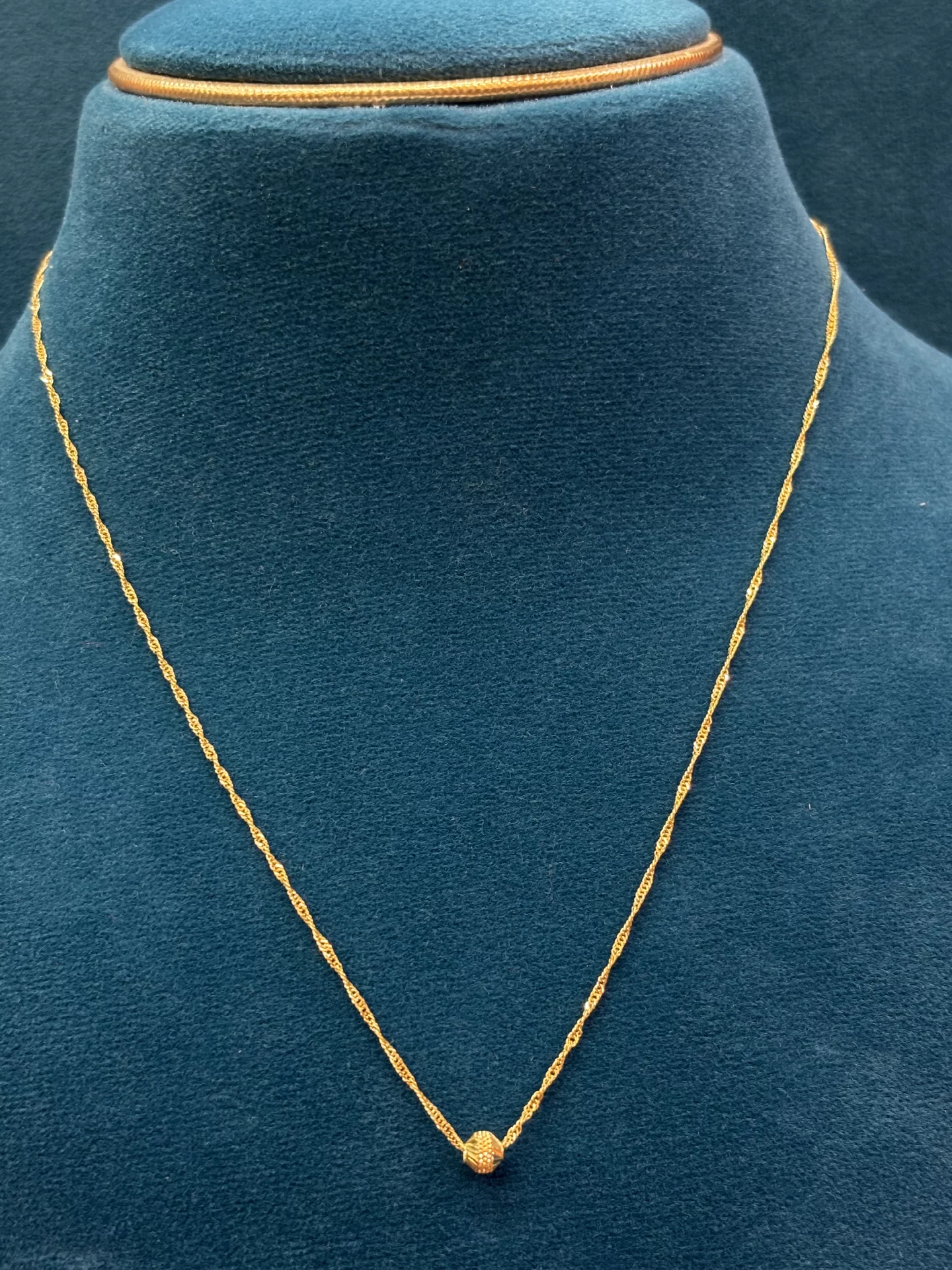 Gold Ladies Chains Amrutha Jewellers 23-11-7, Nageswara Rao Pantulu Rd, Satyaranayana Puram, Vijayawada, Andhra Pradesh 520011, India