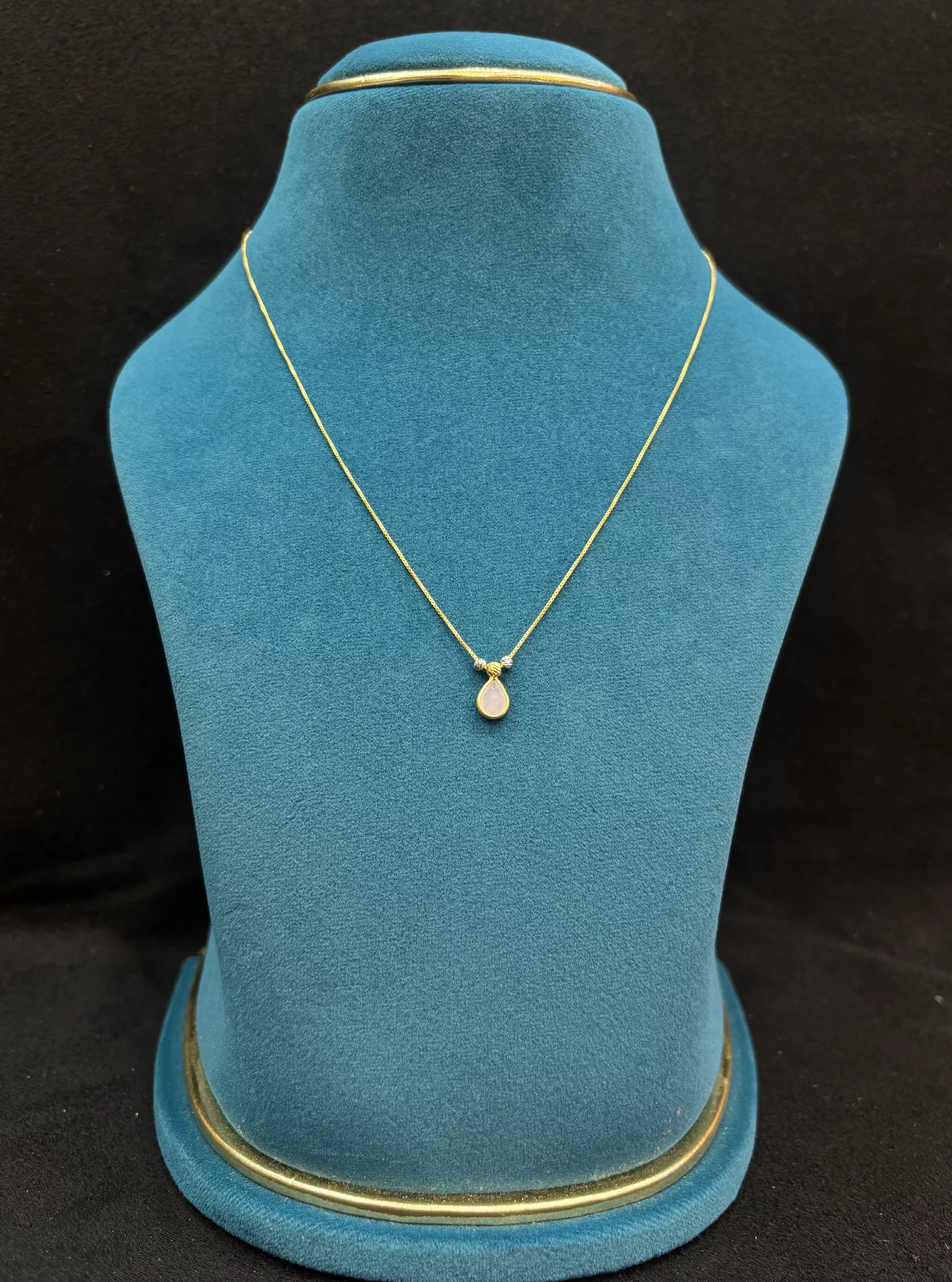 Ladies Chains Amrutha Jewellers 23-11-7, Nageswara Rao Pantulu Rd, Satyaranayana Puram, Vijayawada, Andhra Pradesh 520011, India