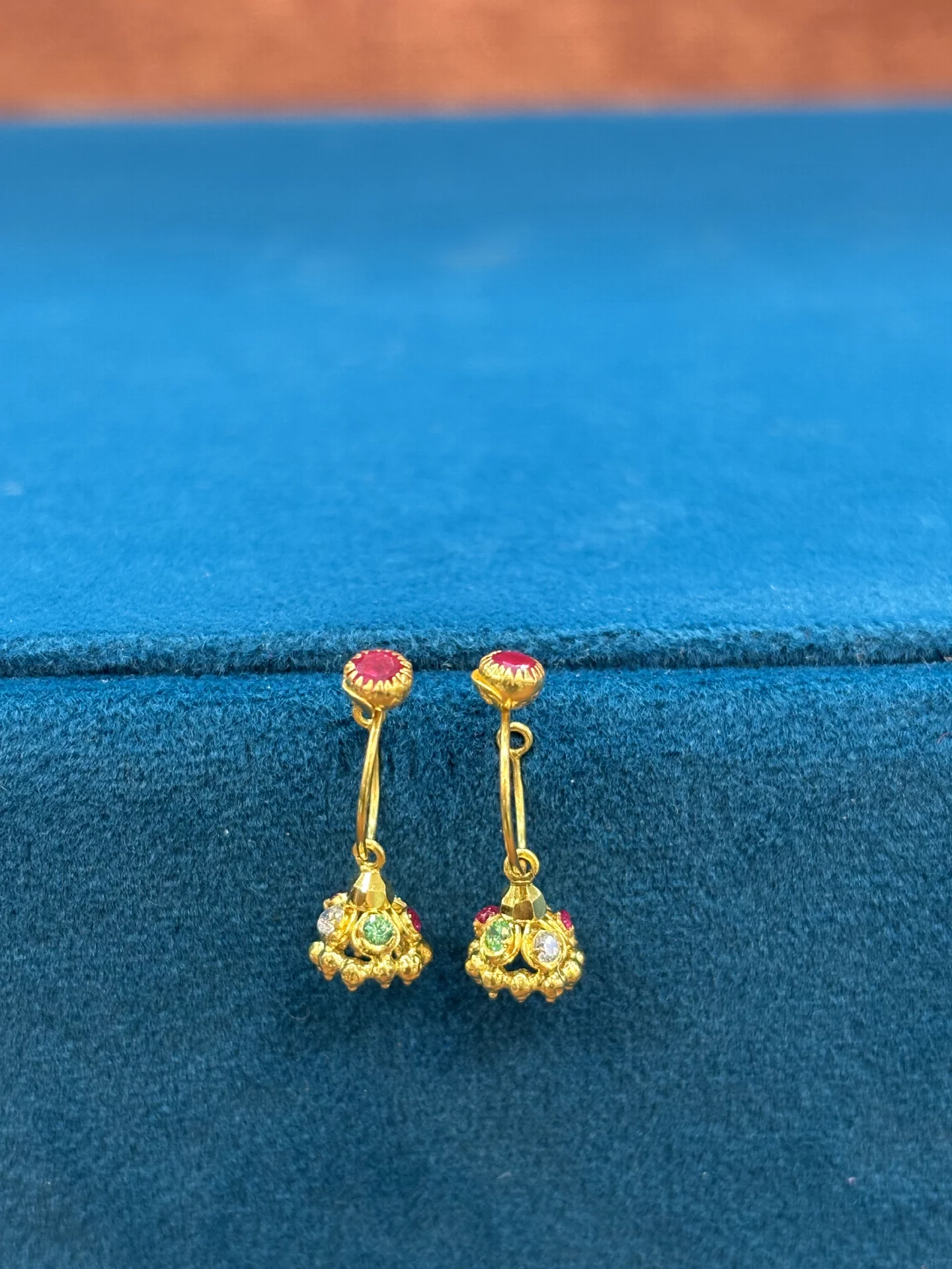 Gold Kuttu Kadalu, Red Stone with Multicolour Stone Jhumka (1.44 g)