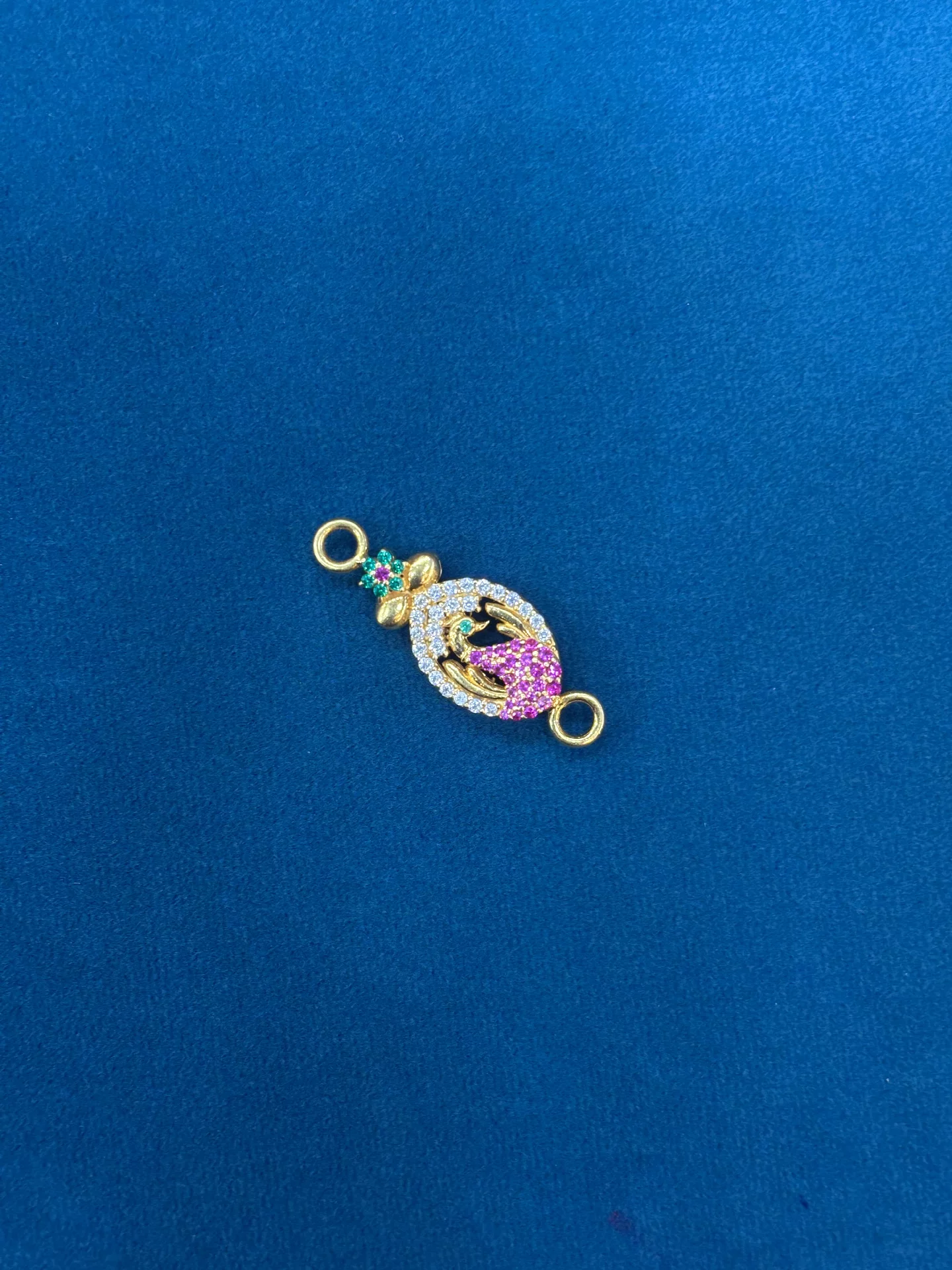 Gold Side Lockets