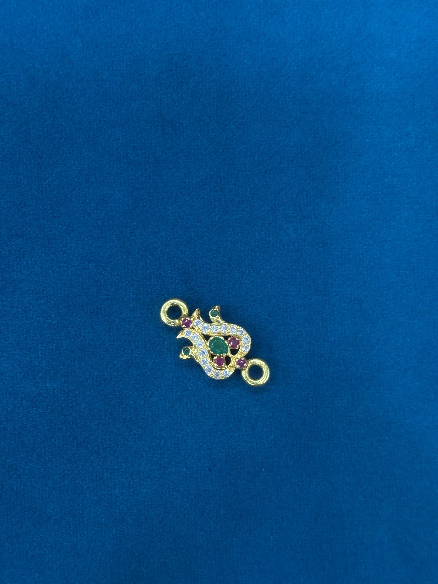 Gold Side Lockets
