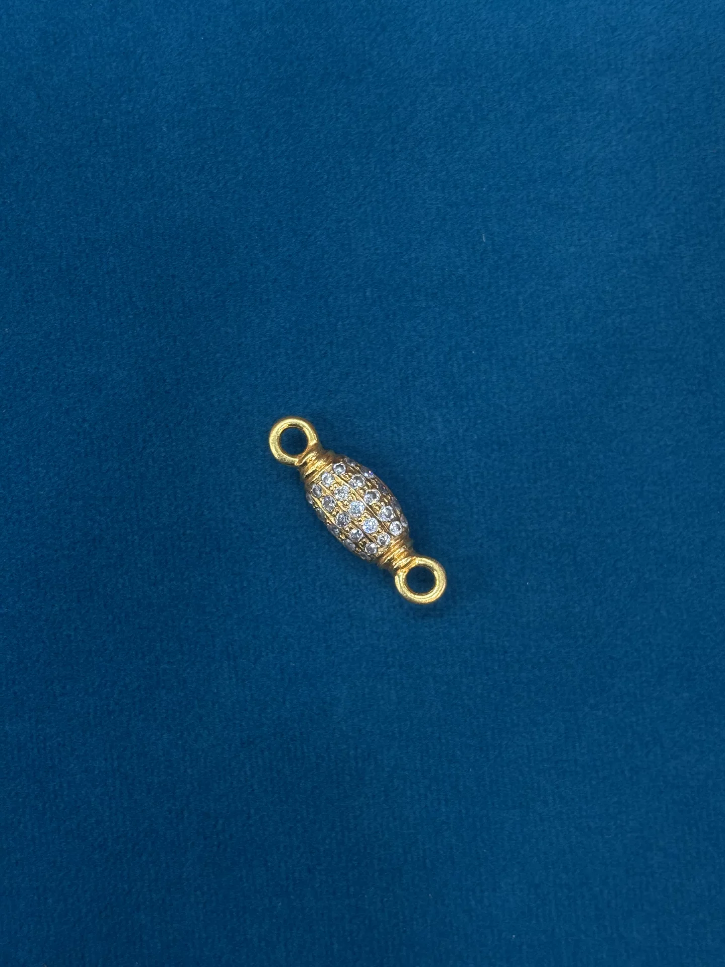 Gold Side Lockets