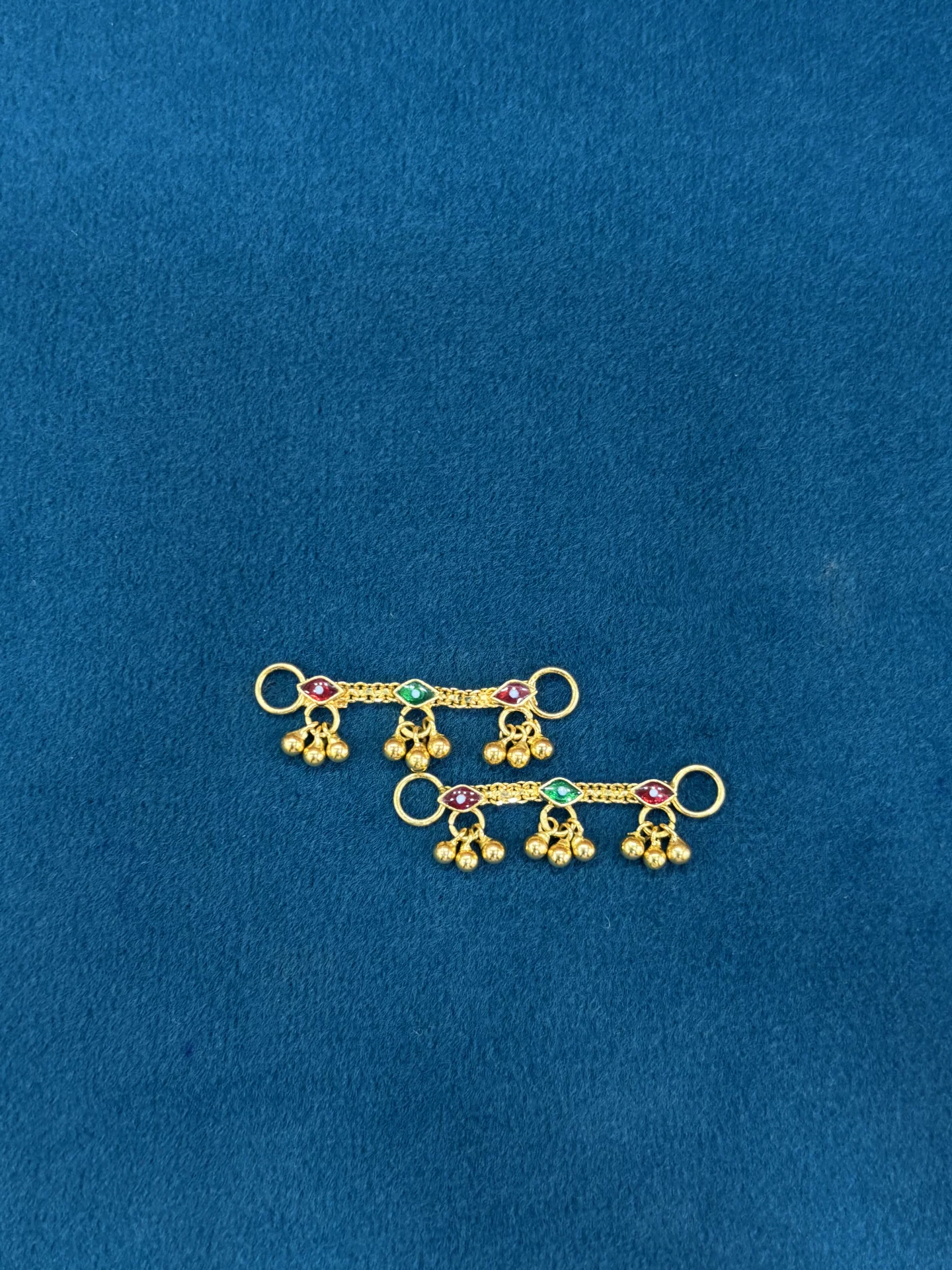 Gold Half Matilu, Red and Green Stones with Triple Bead Drops (1.64 g)