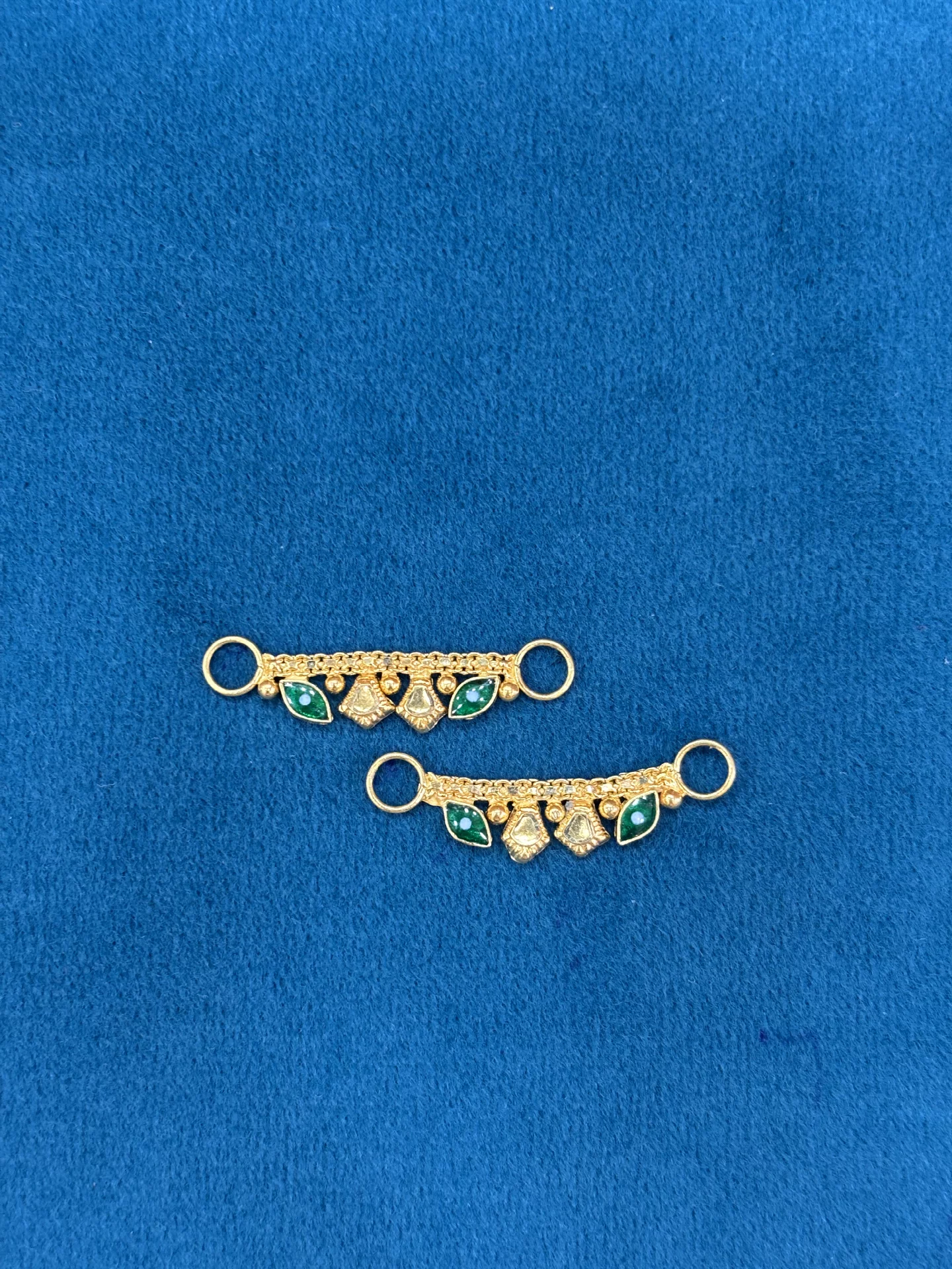 Gold Half Matilu, Green Stones with Gold Leaf Drops (1.01 g)