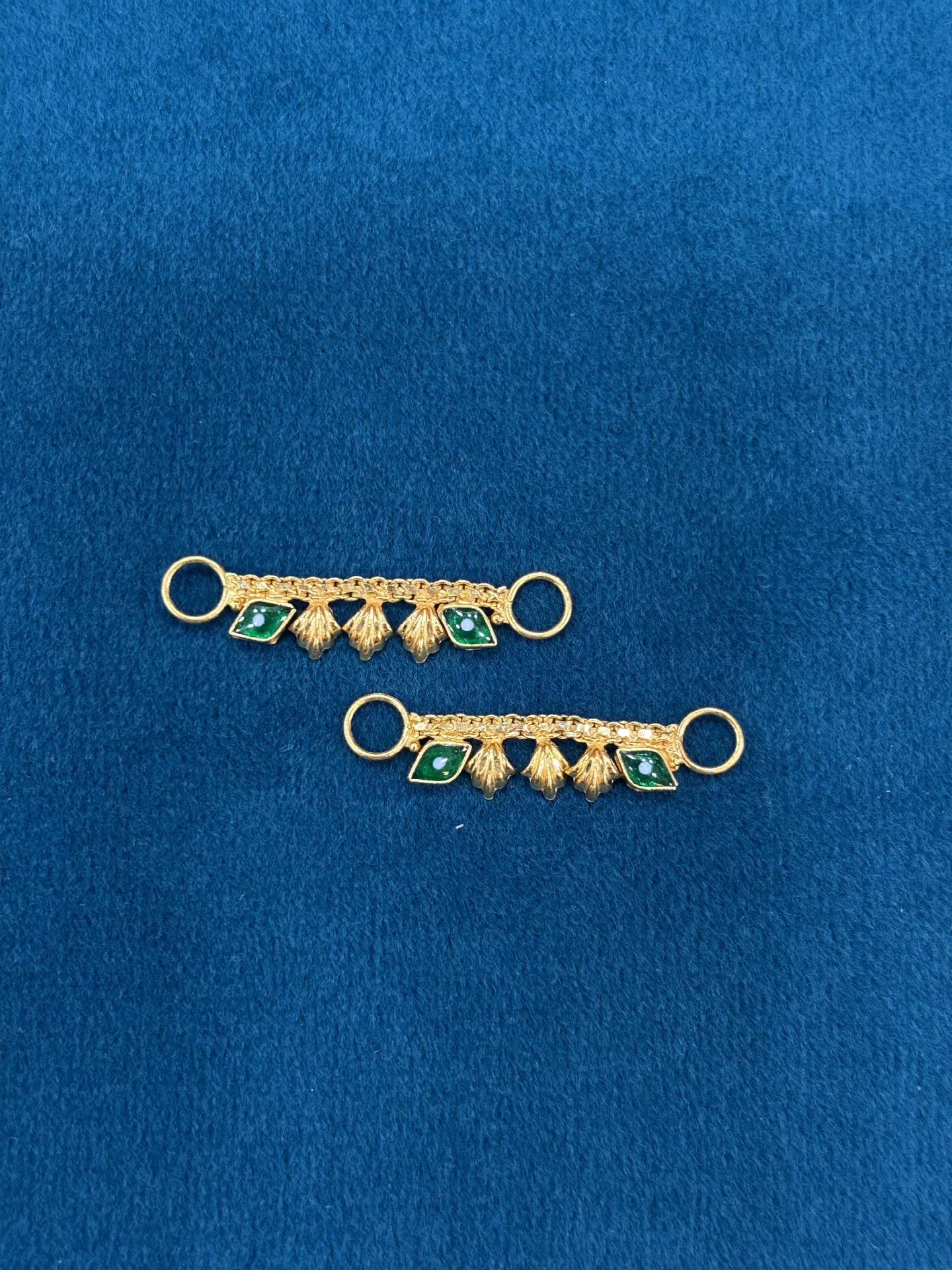 Gold Half Matilu, Green Stones with Gold Drops (1.03 g)