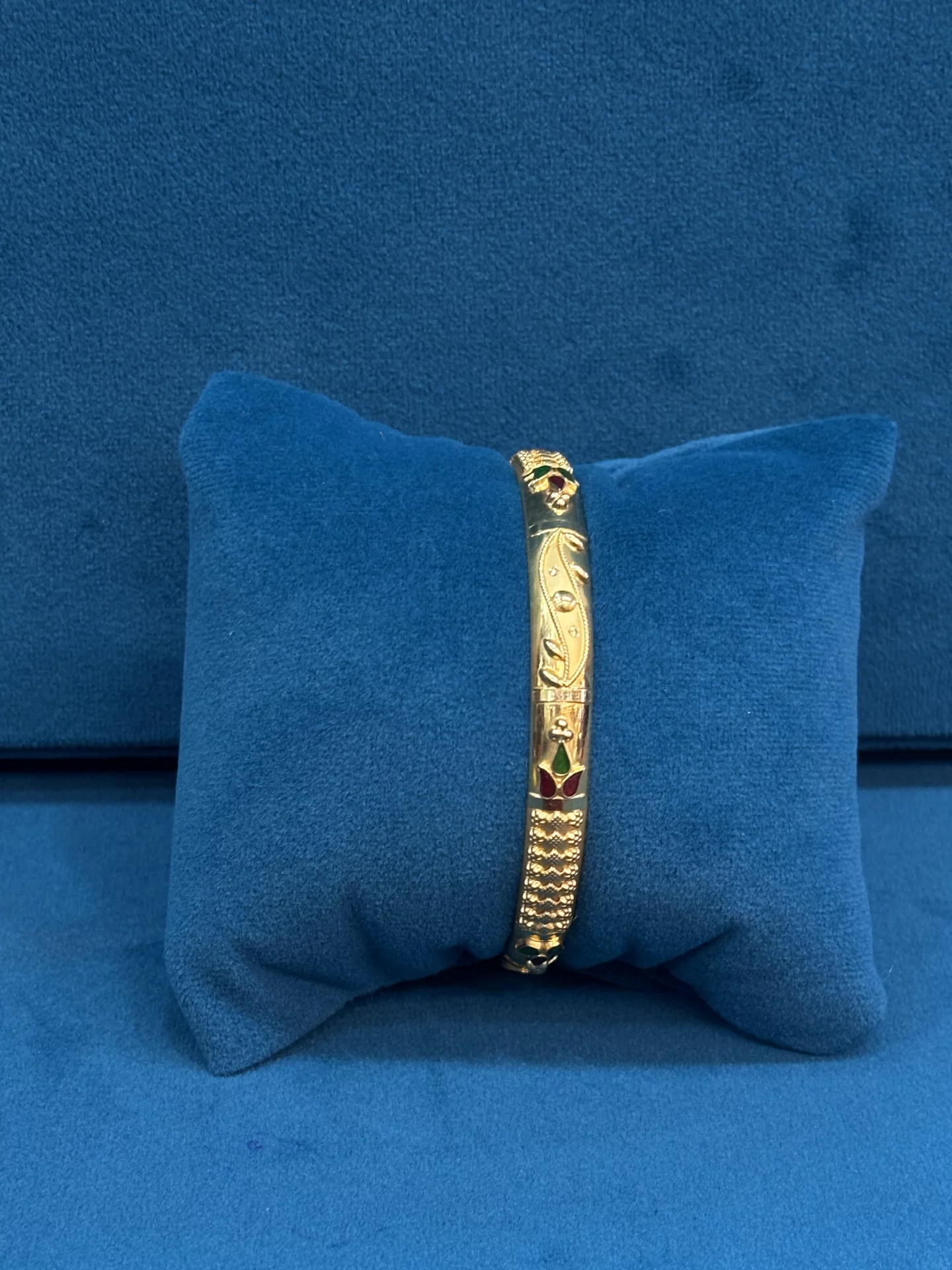 Gold Single Bangle
