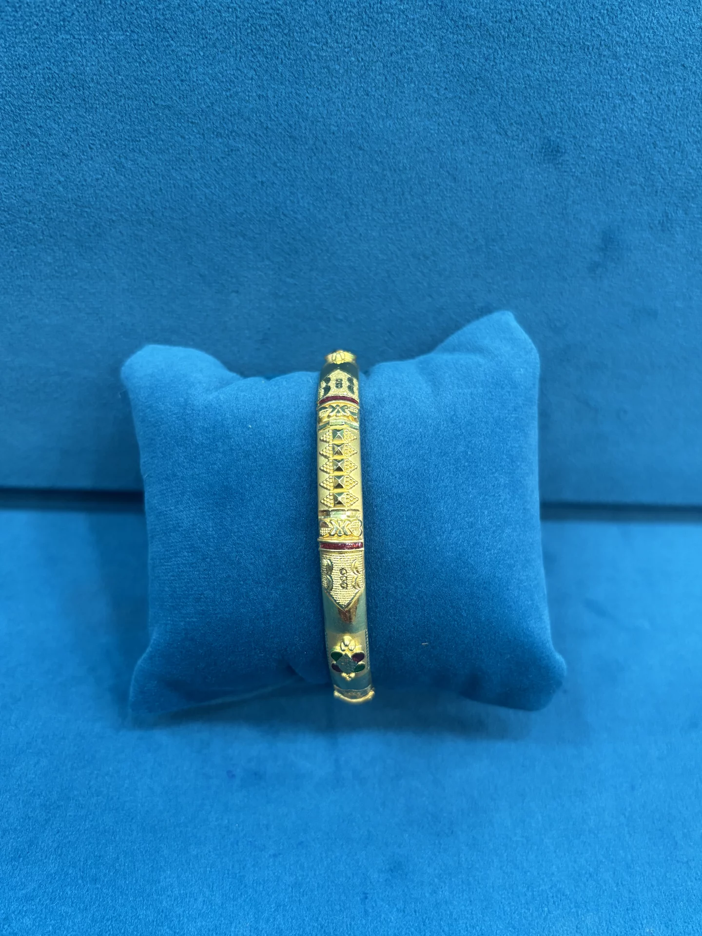 Gold Single Bangle
