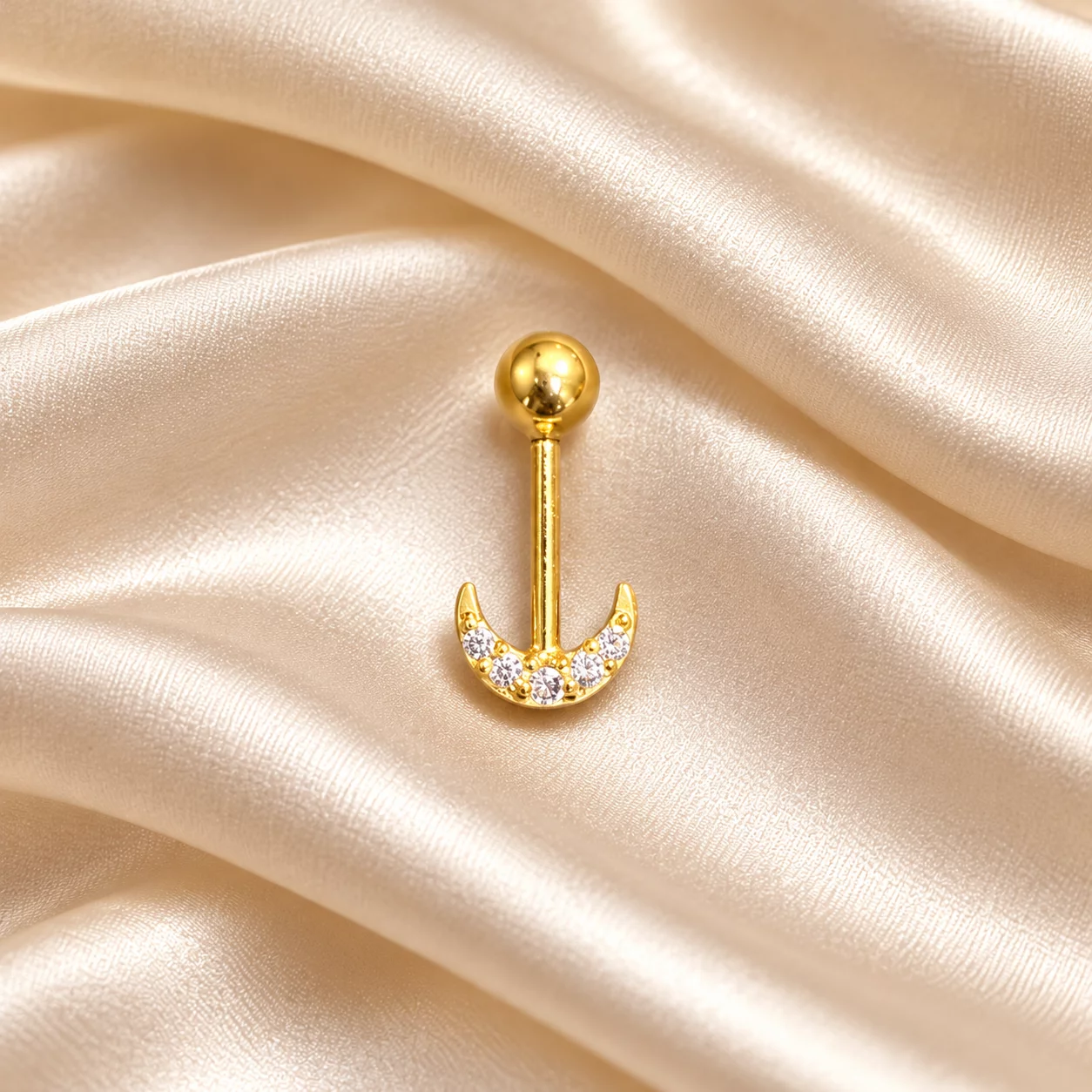 Gold Bugadi, Crescent Moon with White Stones (Single) (0.23 g)