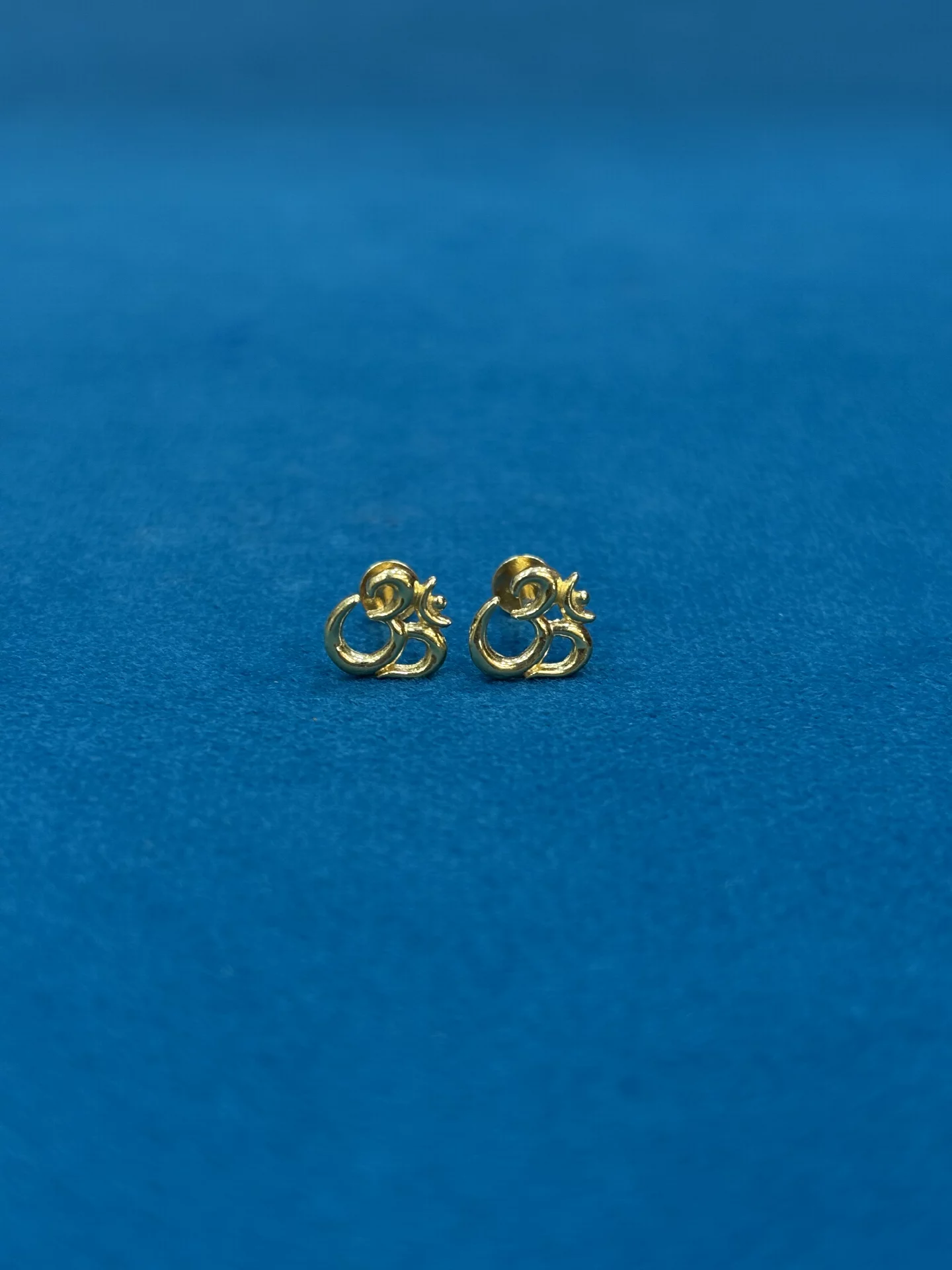 Gold Second Tops