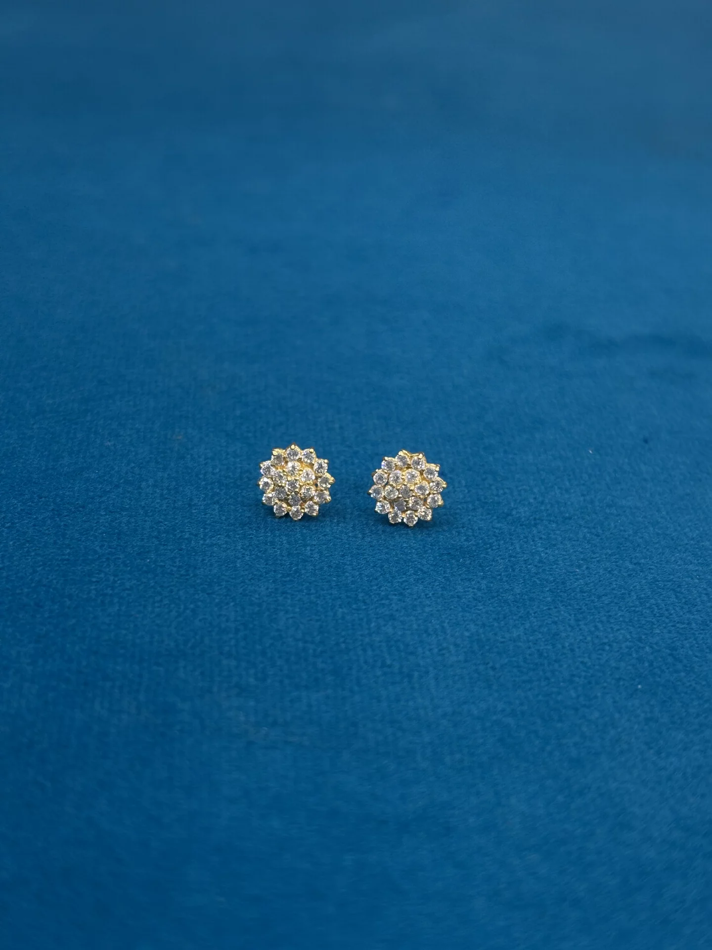 Cz Stones Studs