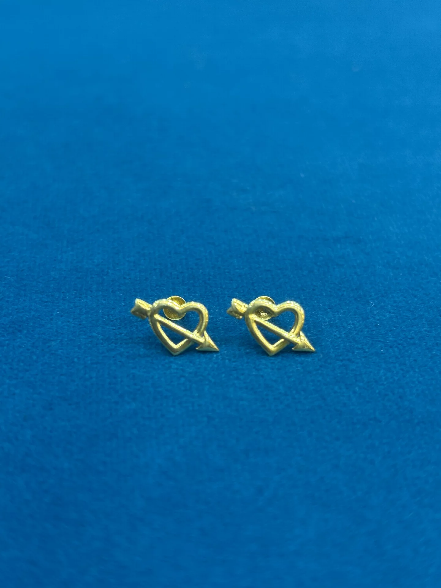 Heart Studs
