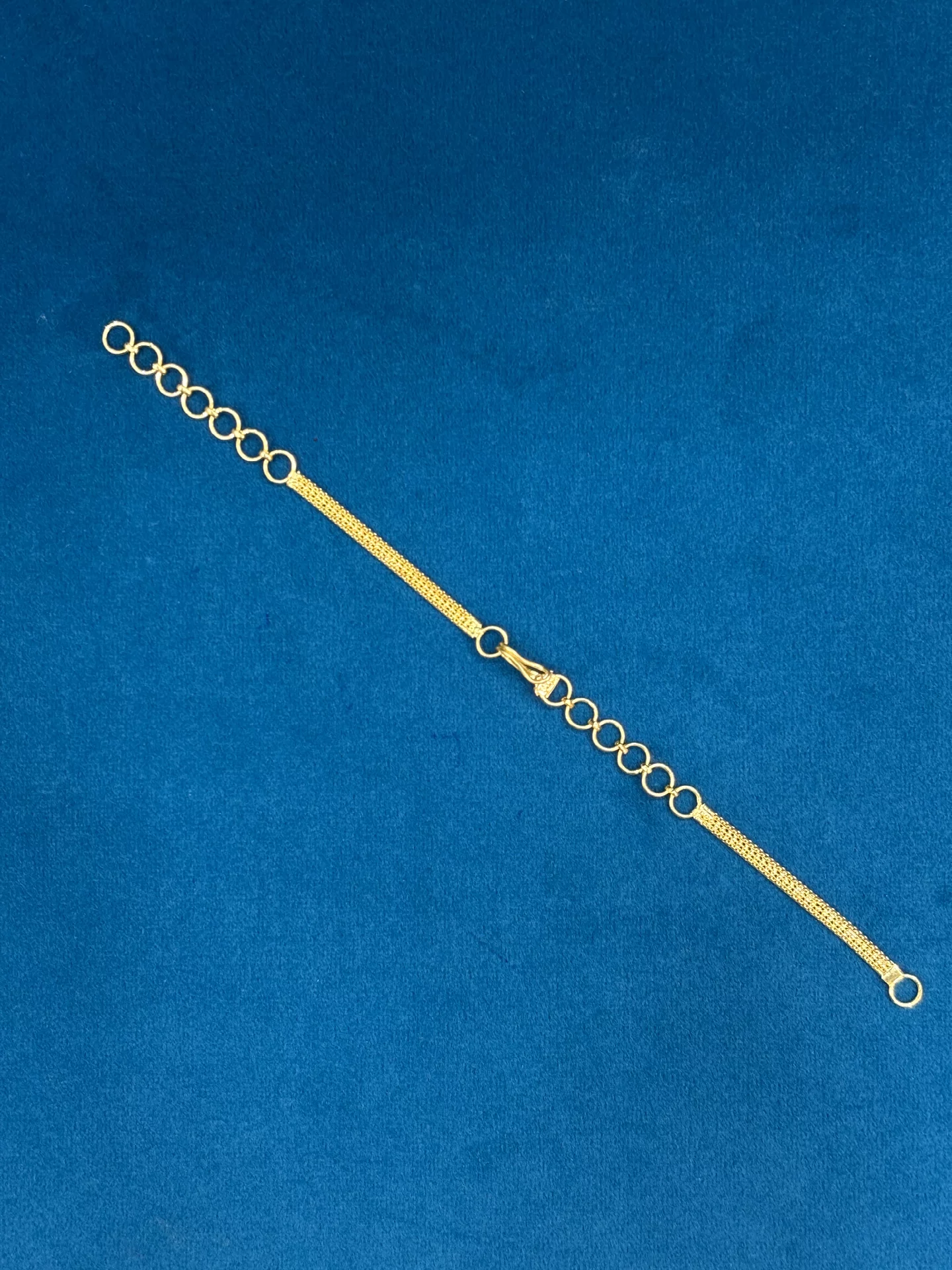 Gold Backchains