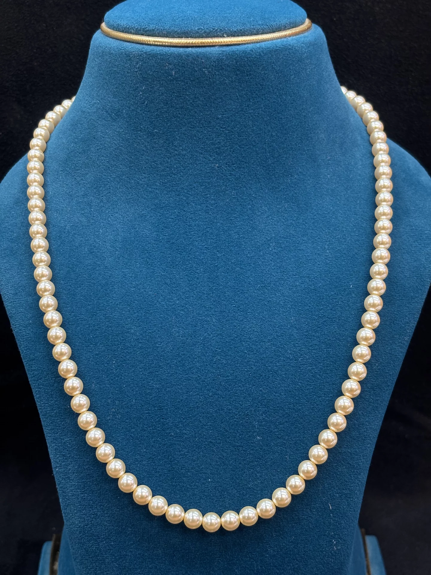 Pearls danda