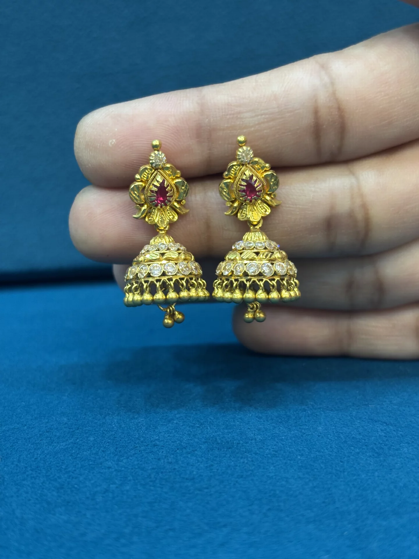 Jhumkas