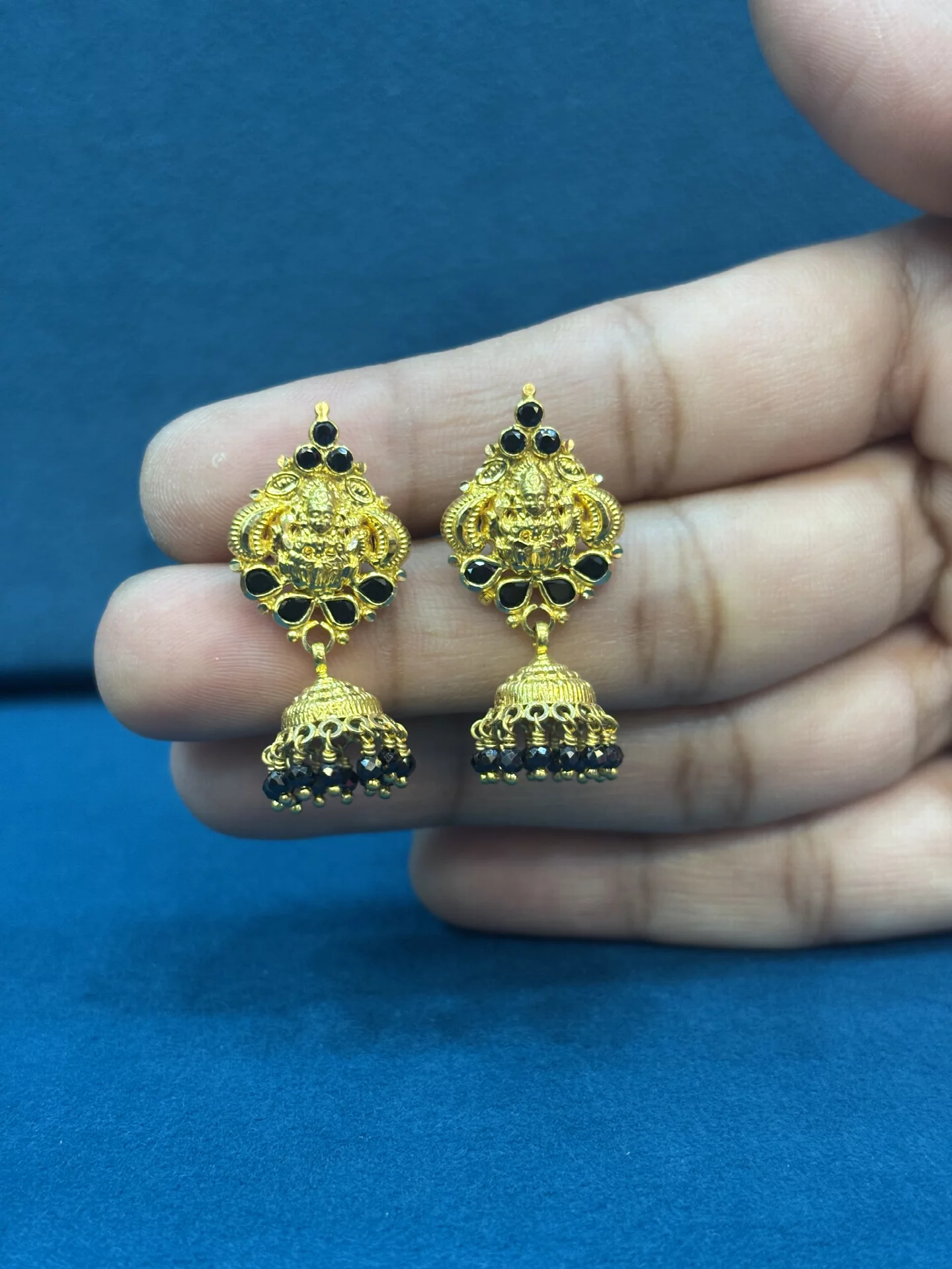 Jhumkas