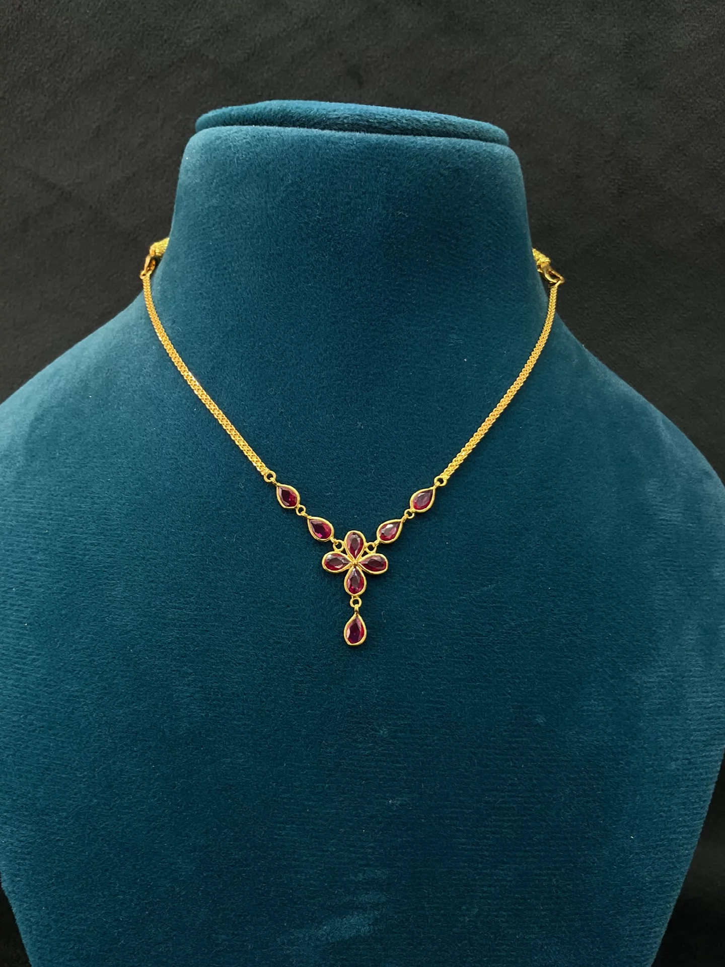 Light weight Necklace
