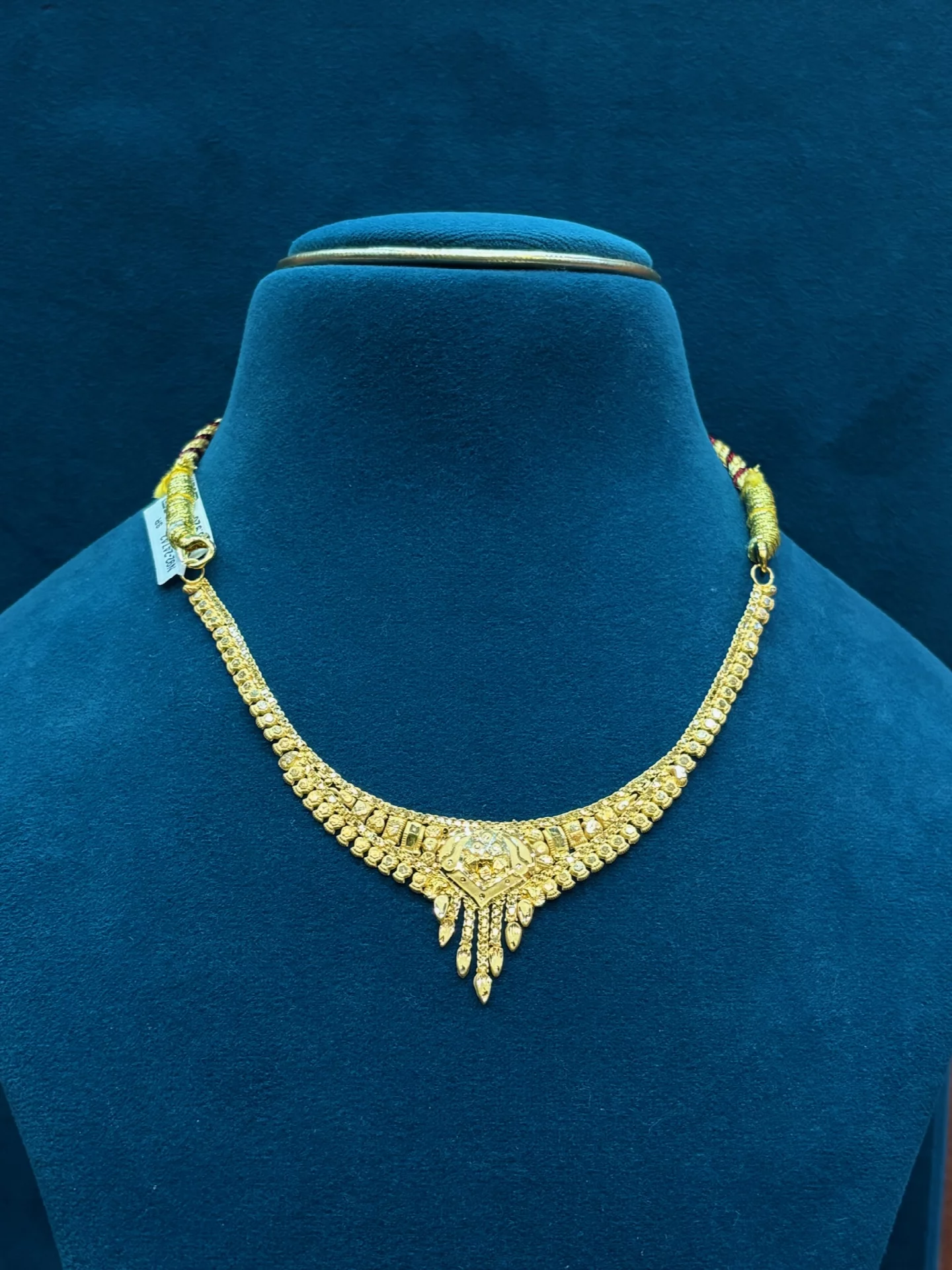 Light weight Necklace