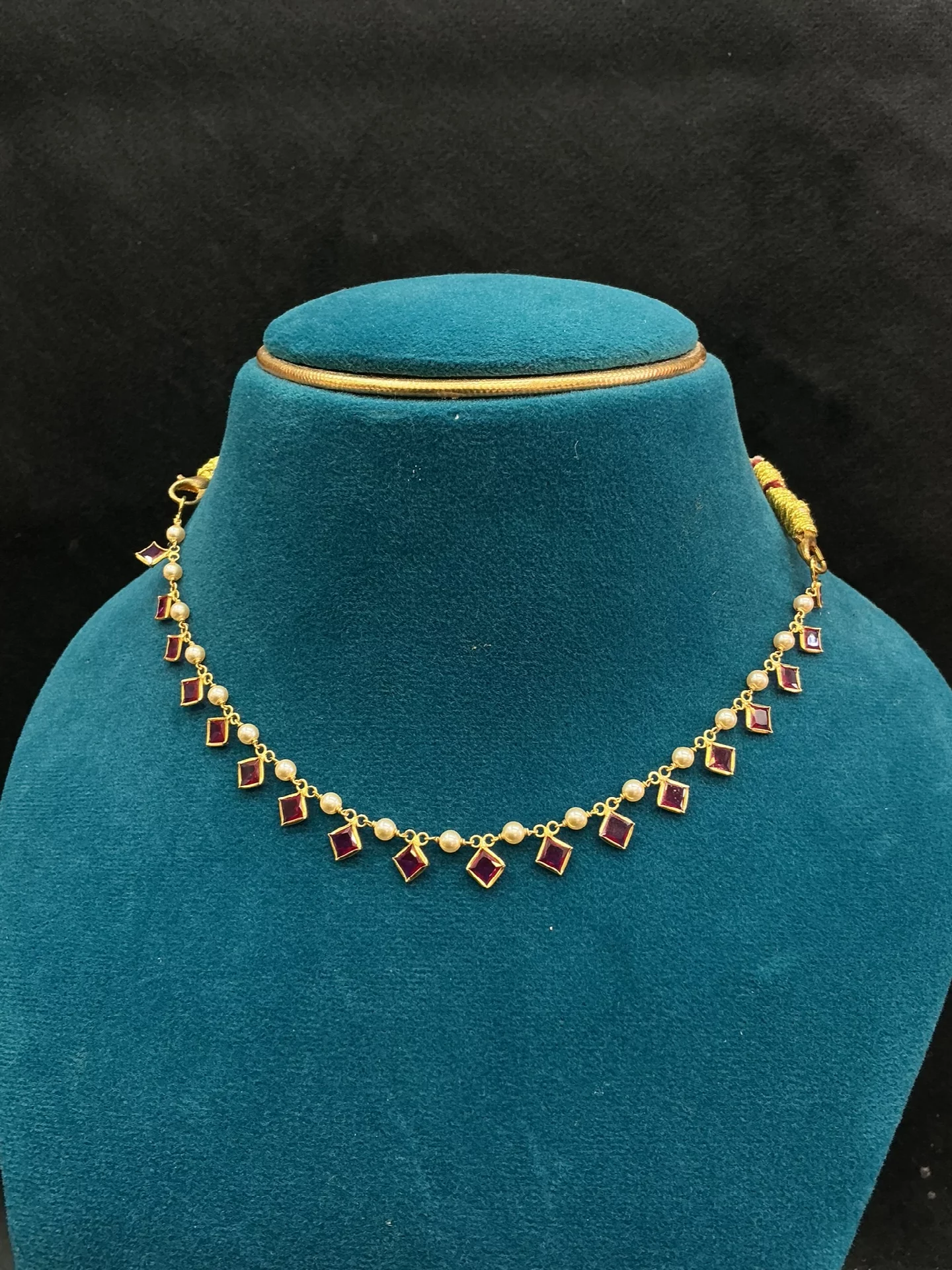 Light weight Necklace