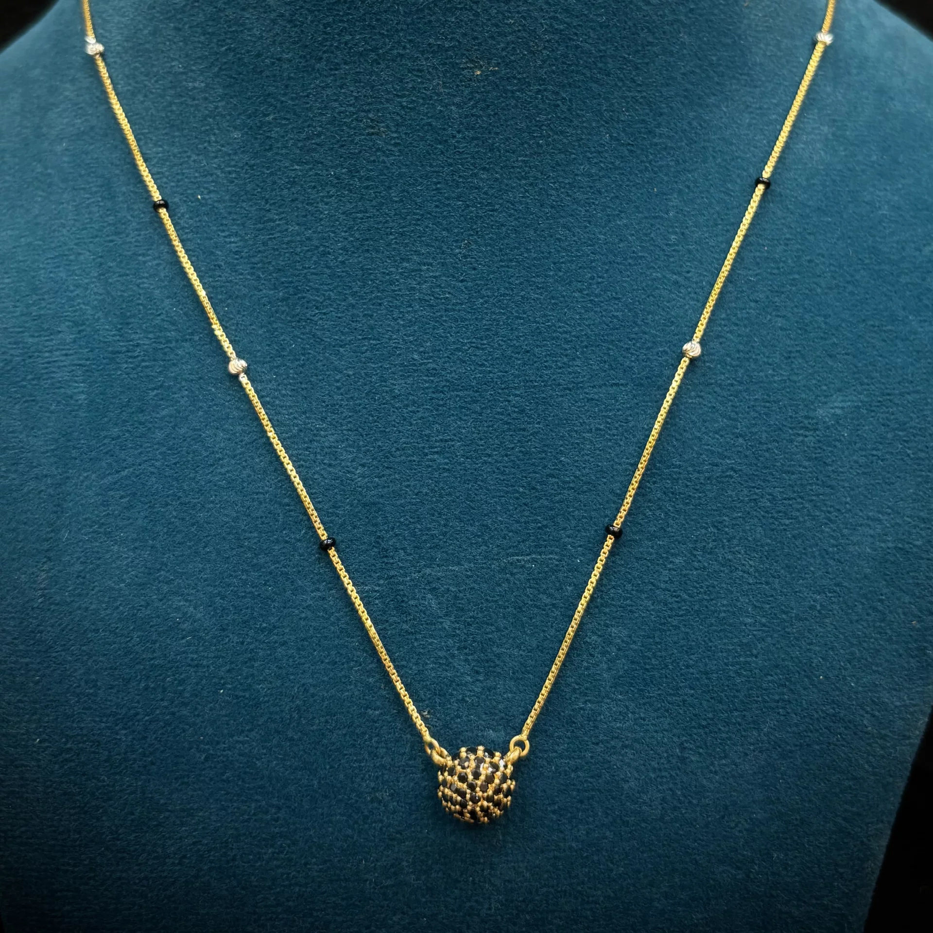 Gold Lightweight Nallapusalu Chain