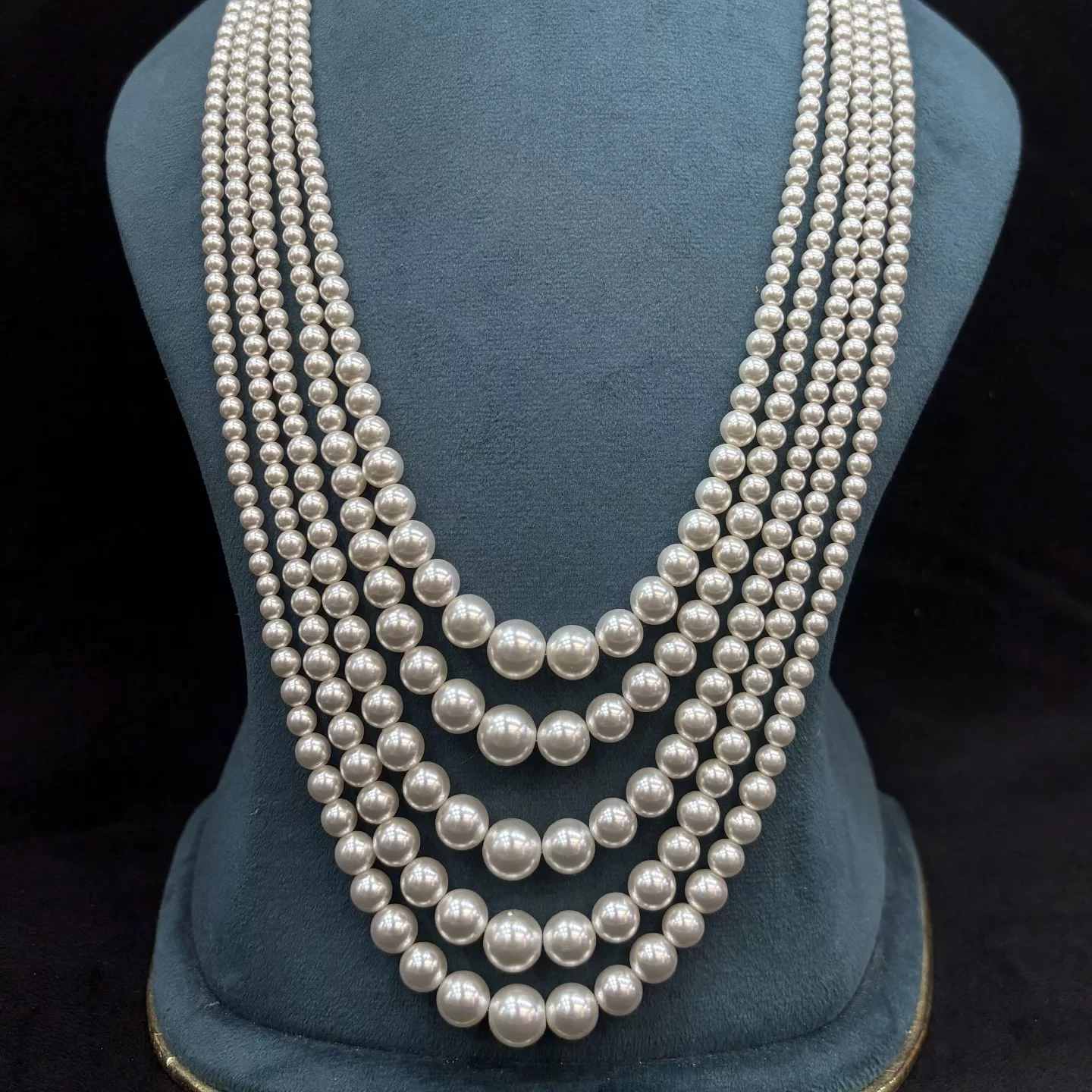 Unique Pearl Danda