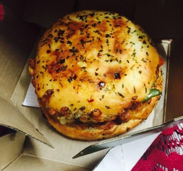 Maa cafe  &amp; Pizza Special Pizza Burger Maa Cafe & Pizza 275, Singapore Township Talawali Chanda Indore