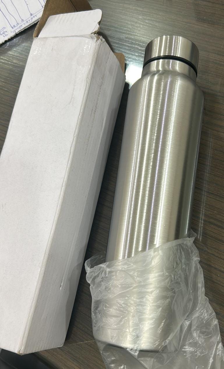 Durable Steel Vacuum Flask-https://i-media.vyaparify.com/vcards/products/36929/Durable-Steel-Vacuum-Flask.jpg Image