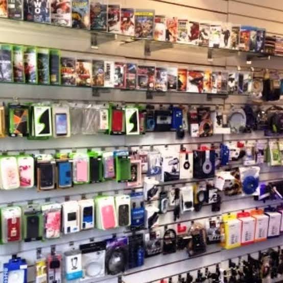 Vinayak mobiles &amp; Electronics Sahastranshu Choudhary 170 M.g. Road