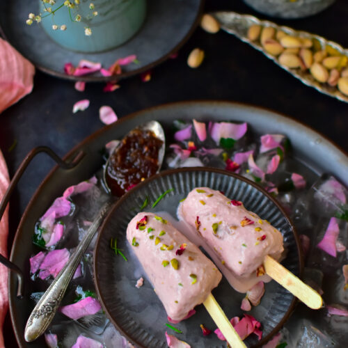 Gulkand Kulfi-https://i-media.vyaparify.com/vcards/products/37265/Gulkand-Kulfi.jpg Image