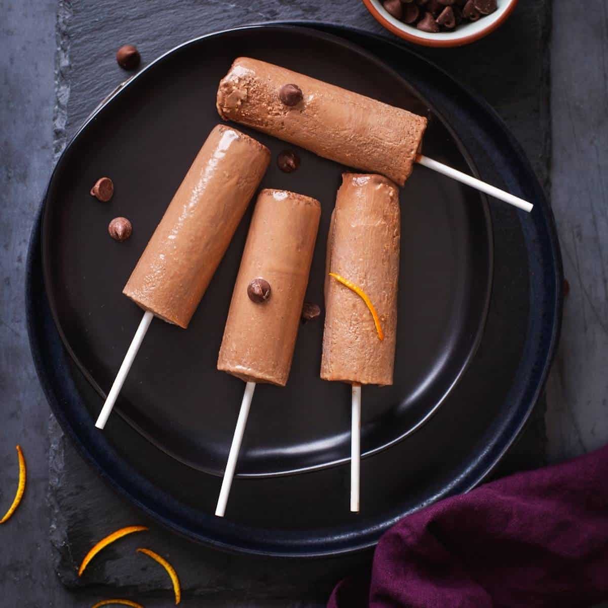 Chocolate Kulfi-https://i-media.vyaparify.com/vcards/products/37266/Chocolate-Kulfi.jpg Image