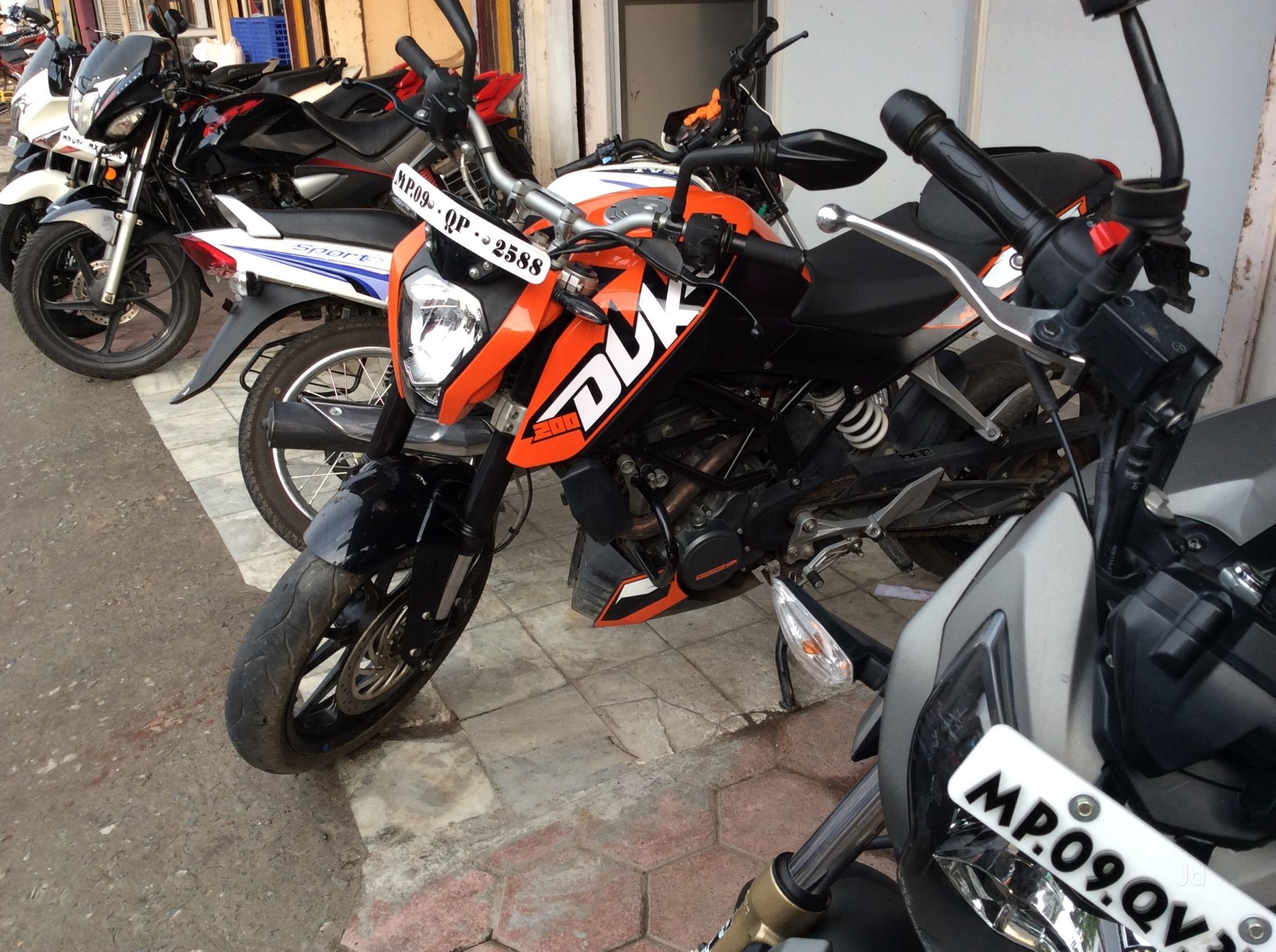 Duke | Deal | Khatiwala Tank Tower Square Indore