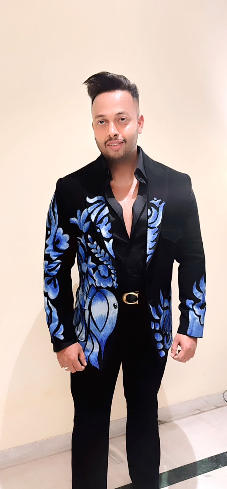 Royale Blue Hand-Painted Italian Tuxedo-https://i-media.vyaparify.com/vcards/products/38508/Product-9.1.jpg Image