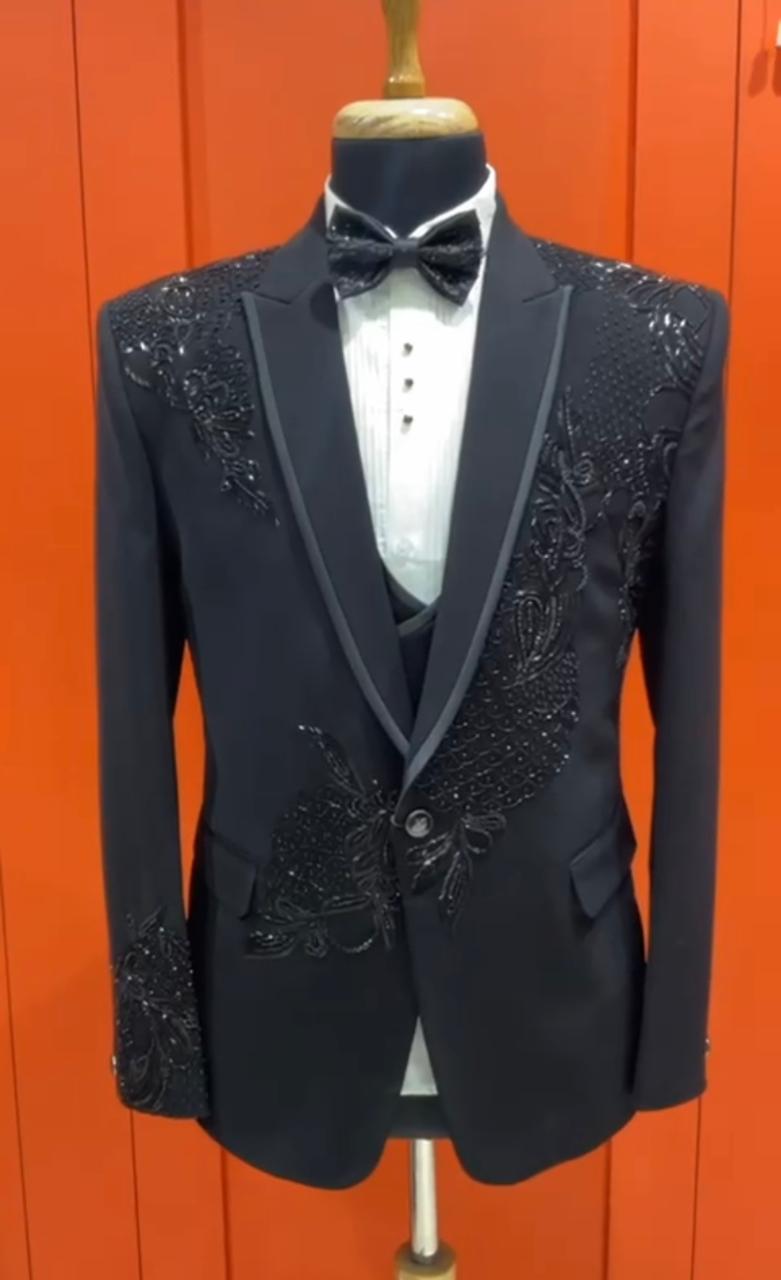 Elite Black Floral Embroidered Suit Set-https://i-media.vyaparify.com/vcards/products/38531/WhatsApp-Image-2024-04-20-at-9.05.43-PM-(3).jpeg Image